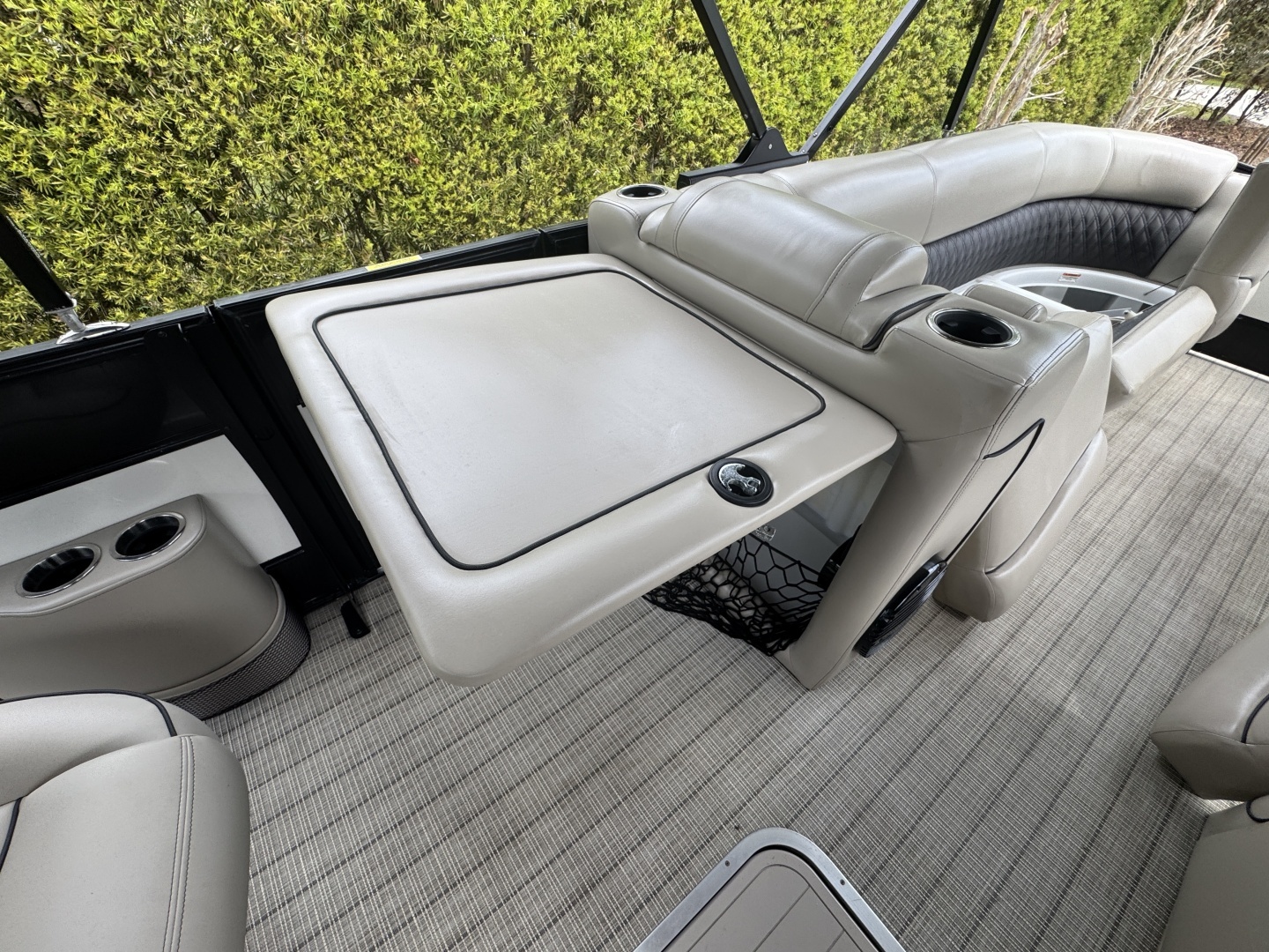 2019 Barletta L25UC - Image 15