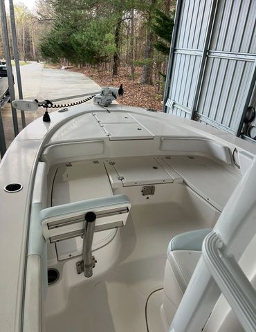 2019 Robalo 246 Cayman SD - 7