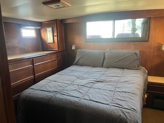 1981 Hatteras Motoryacht - 15