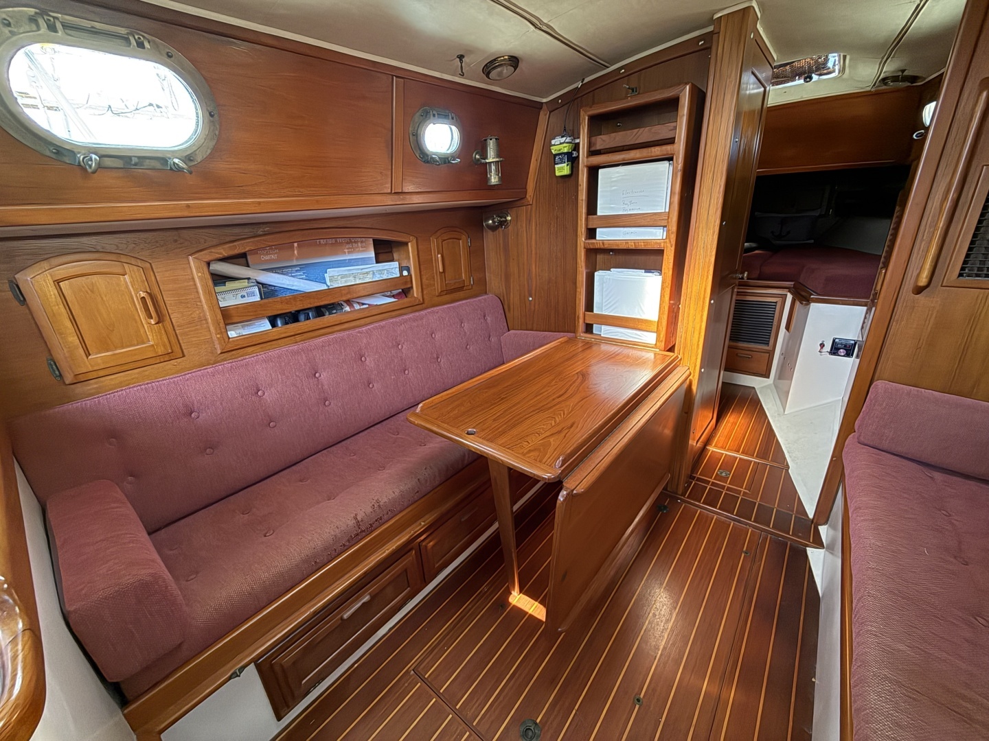 1987 Pacific Seacraft — - Image 28