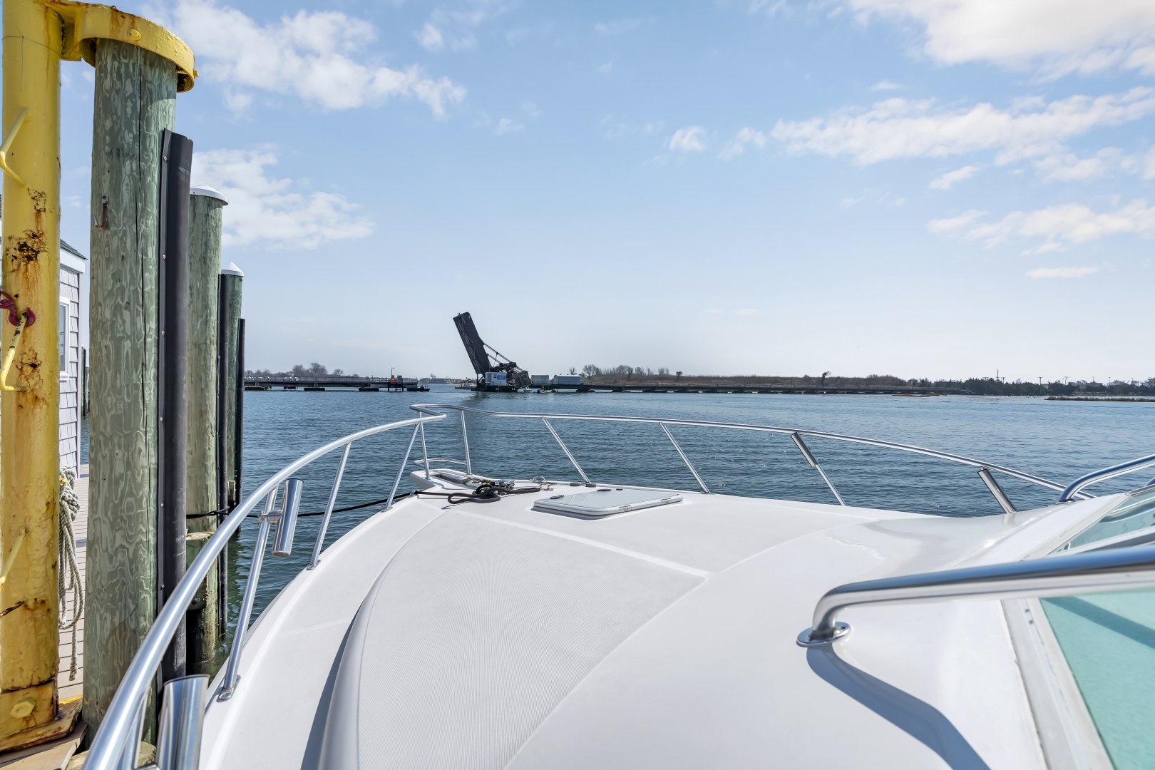 2005 Cabo 35 Express - Image 68