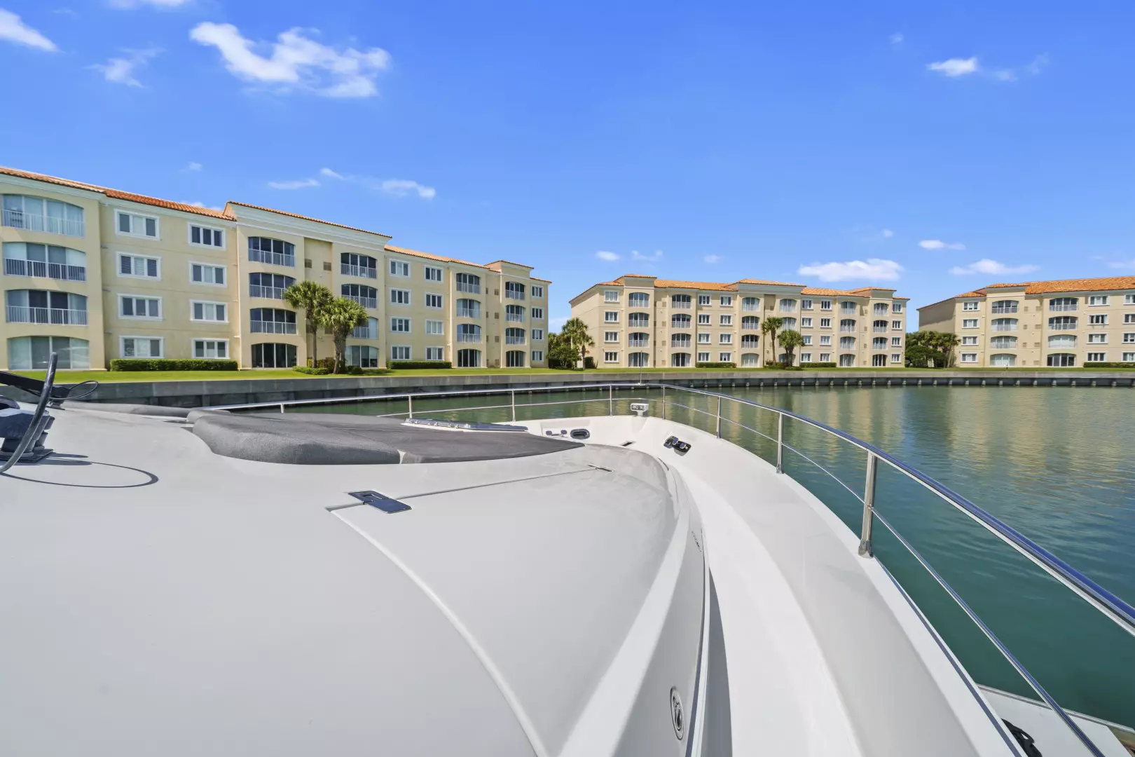2006 Marquis 65 Pilothouse - Image 11