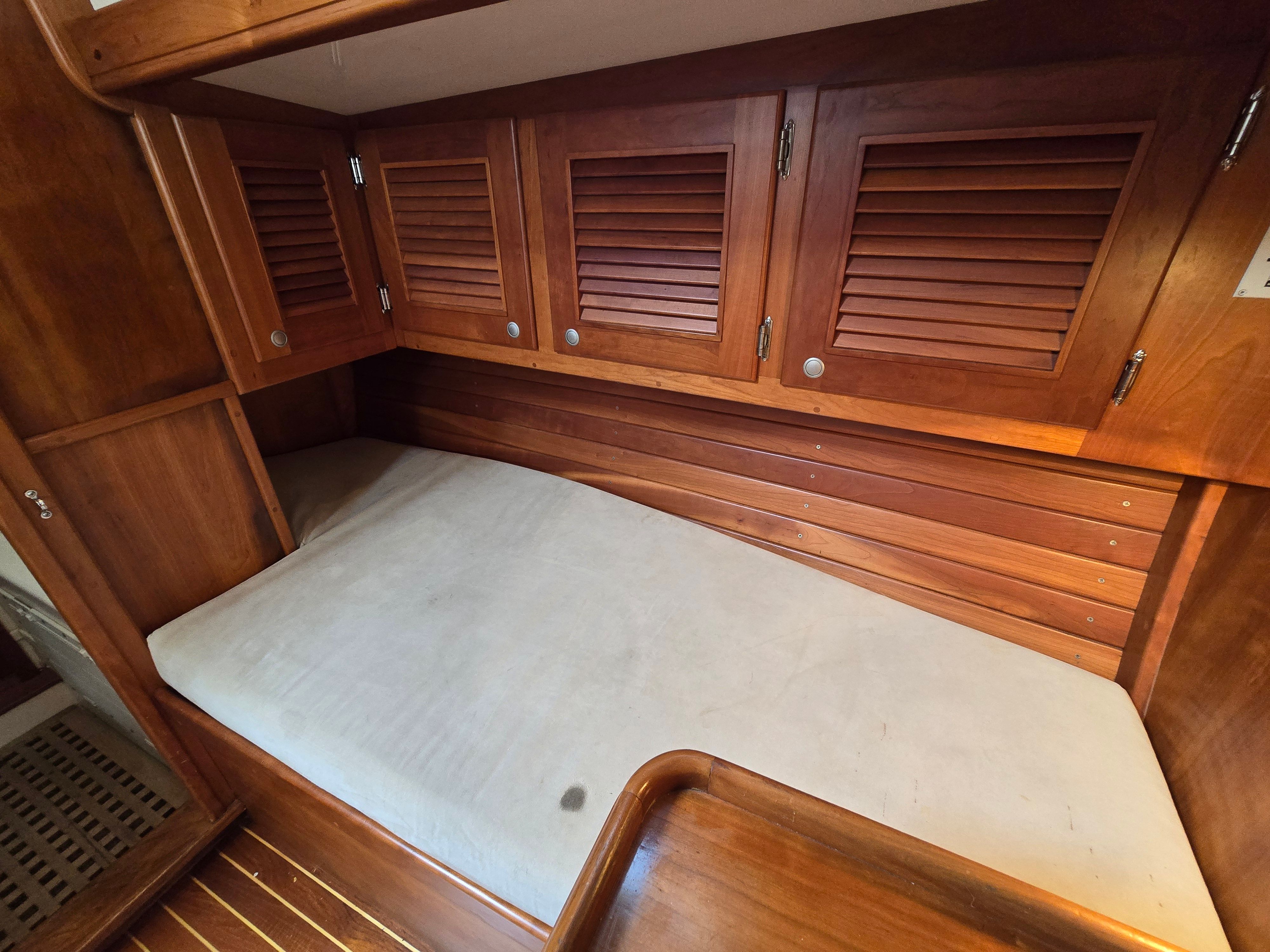 1998 Gozzard 44 Center Cockpit - 45