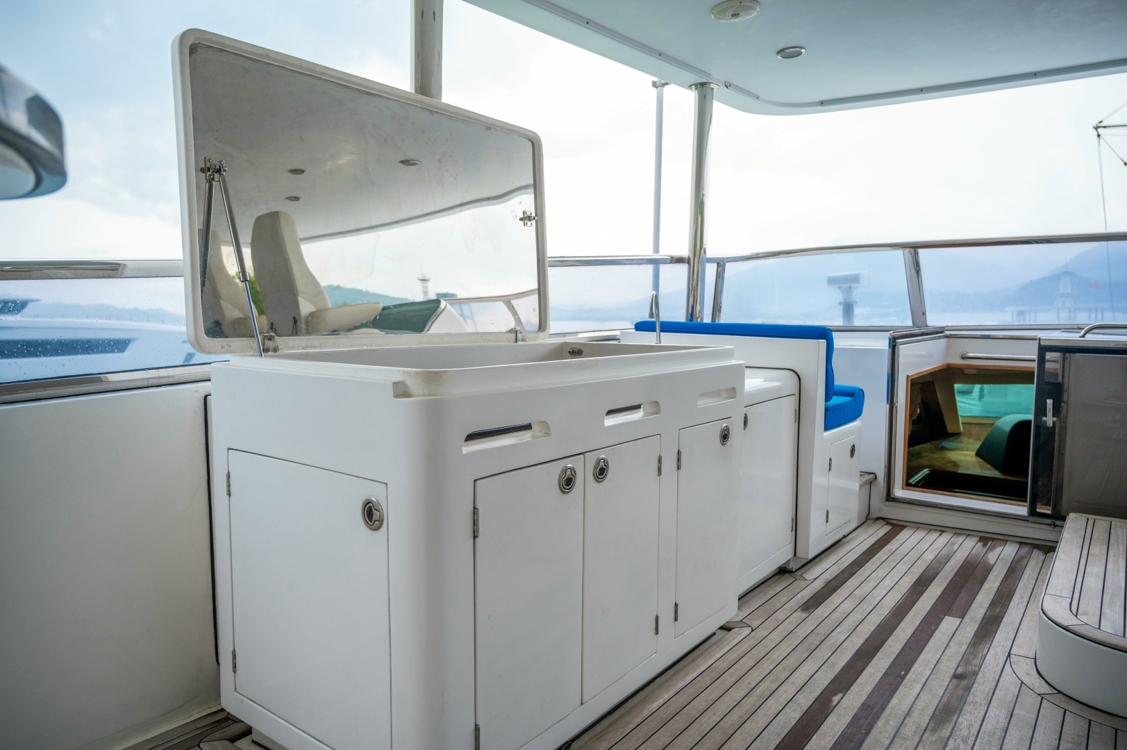 2007 New Ocean New Ocean 95 - Image 17