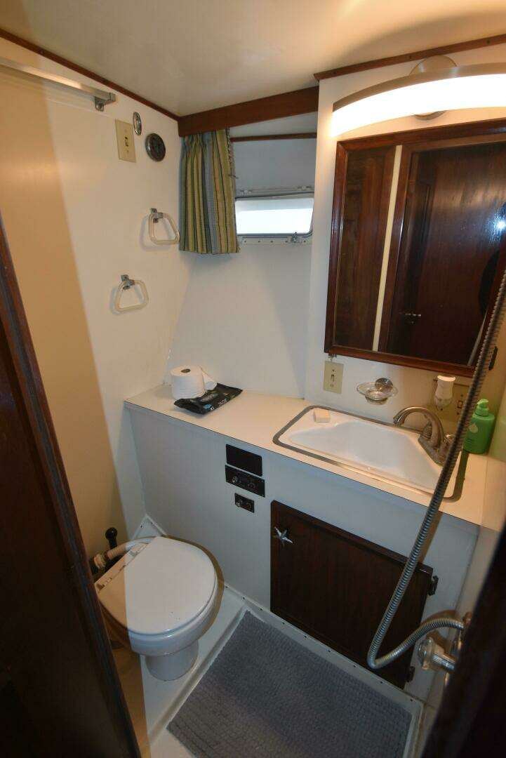1978 Hatteras 46 Convertible - Image 52