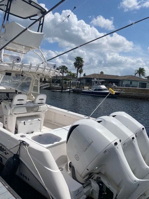 2014 Everglades 350LX - 4