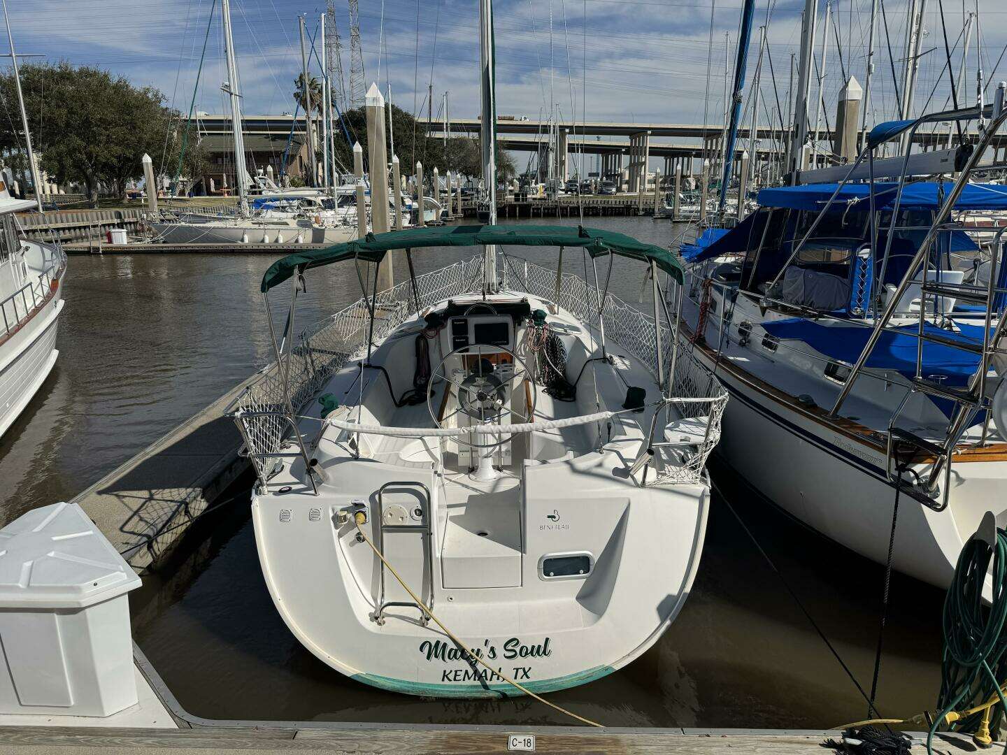 1996 Beneteau Oceanis 321 - Image 4