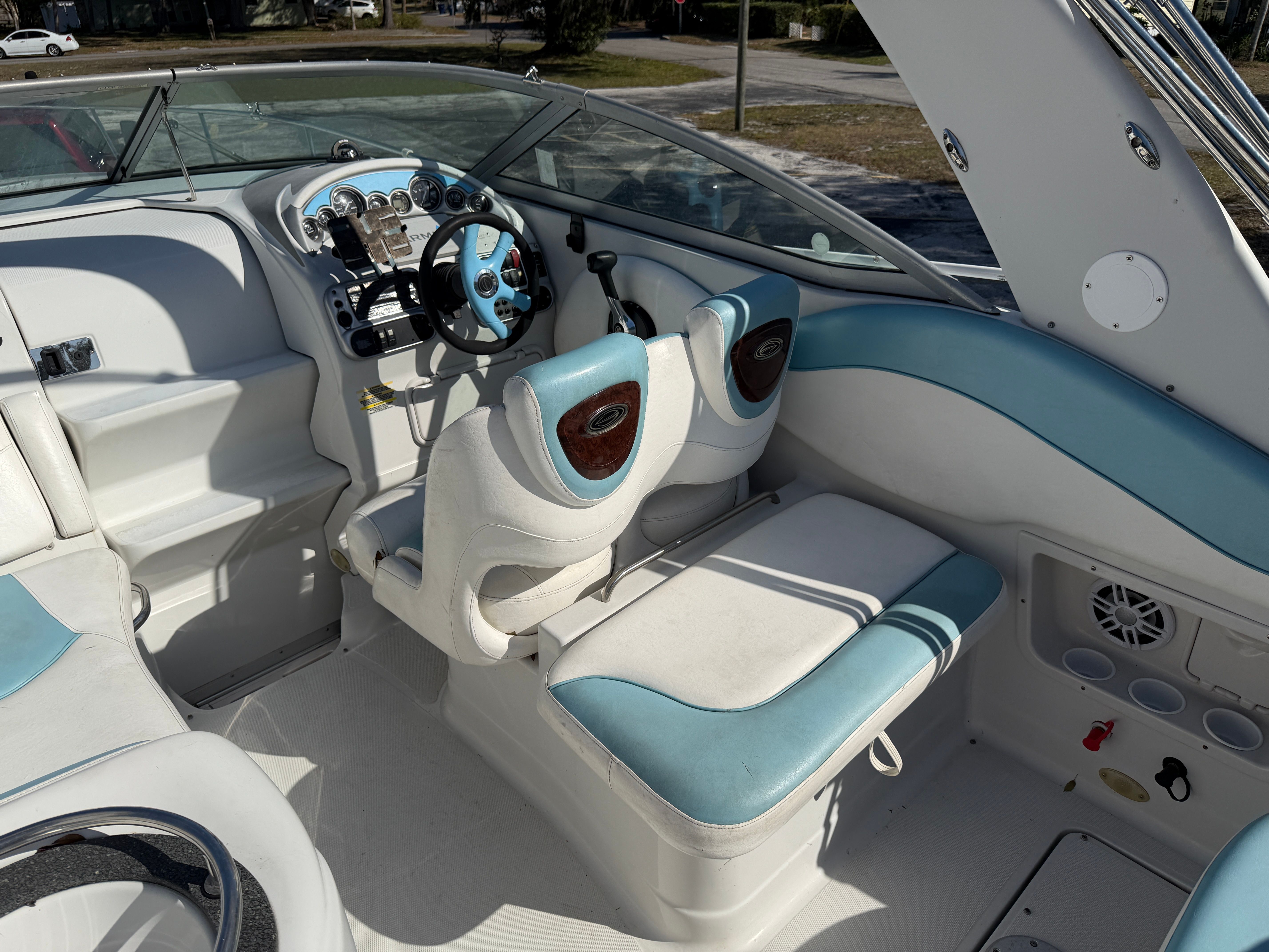 2006 Crownline 270 CR - 10