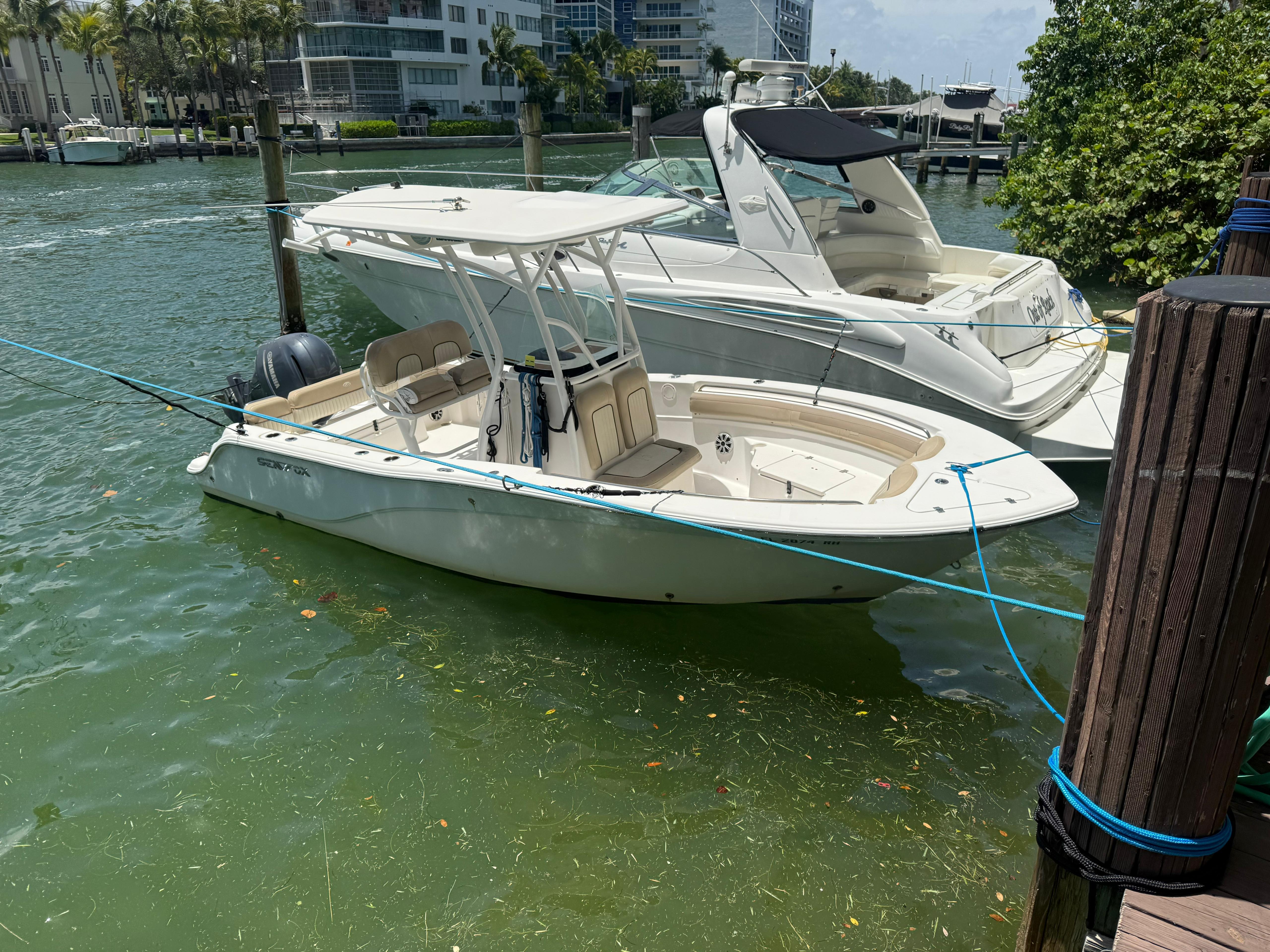 2017 Sea Fox 226 Commander