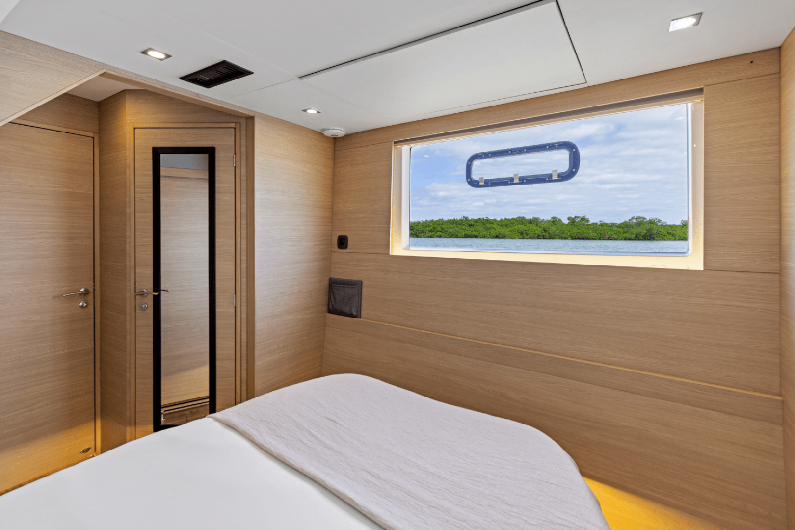 2026 Aquila 50 Yacht - Image 73