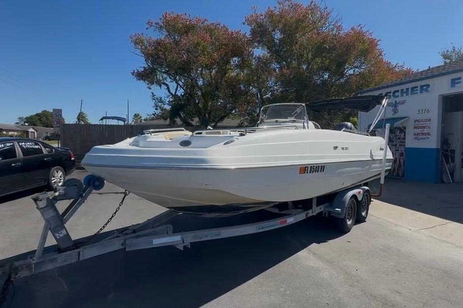 2019 Hurricane Center Console SS 231 OB