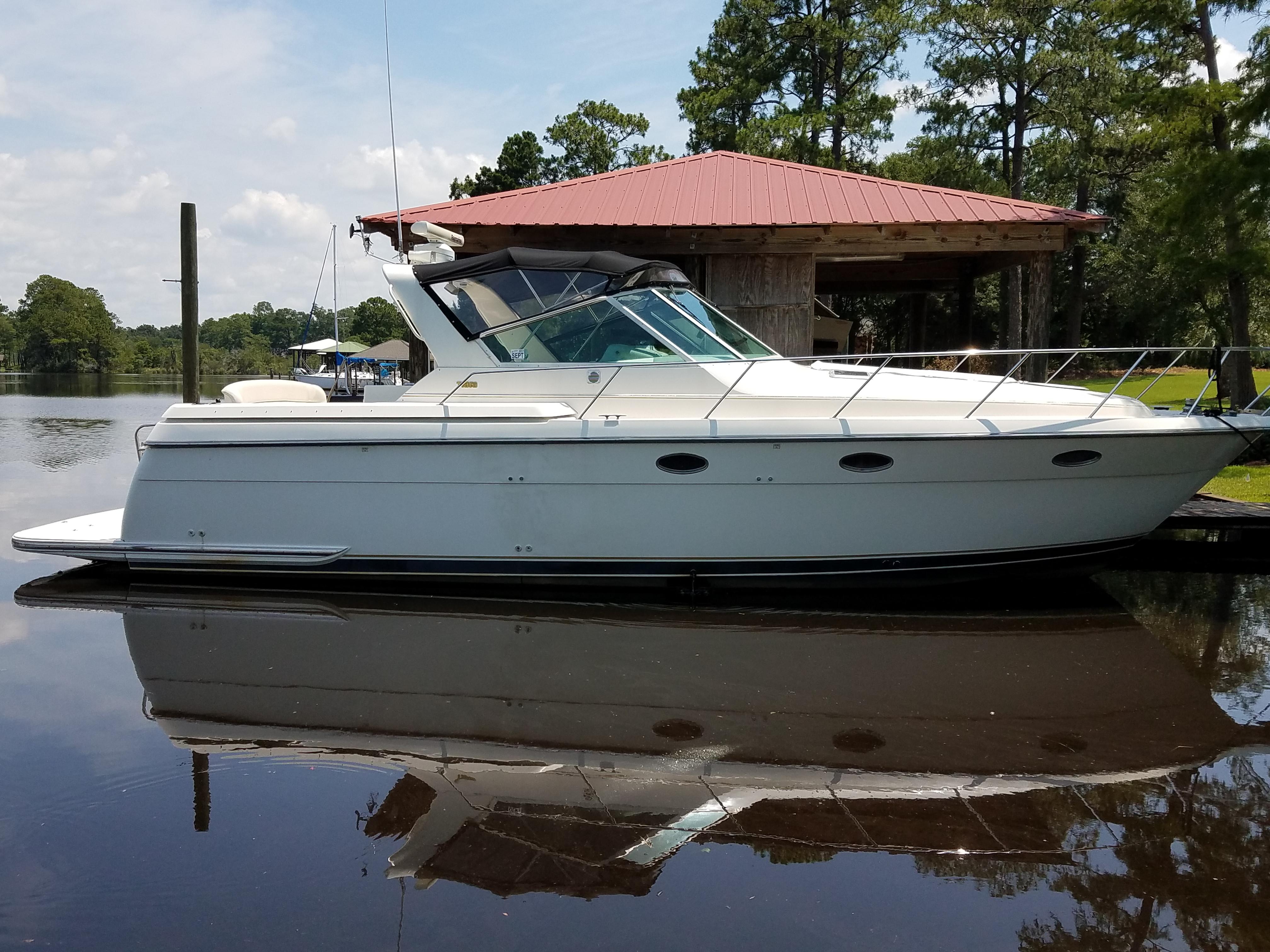 1995 Tiara Yachts 3500 Express
