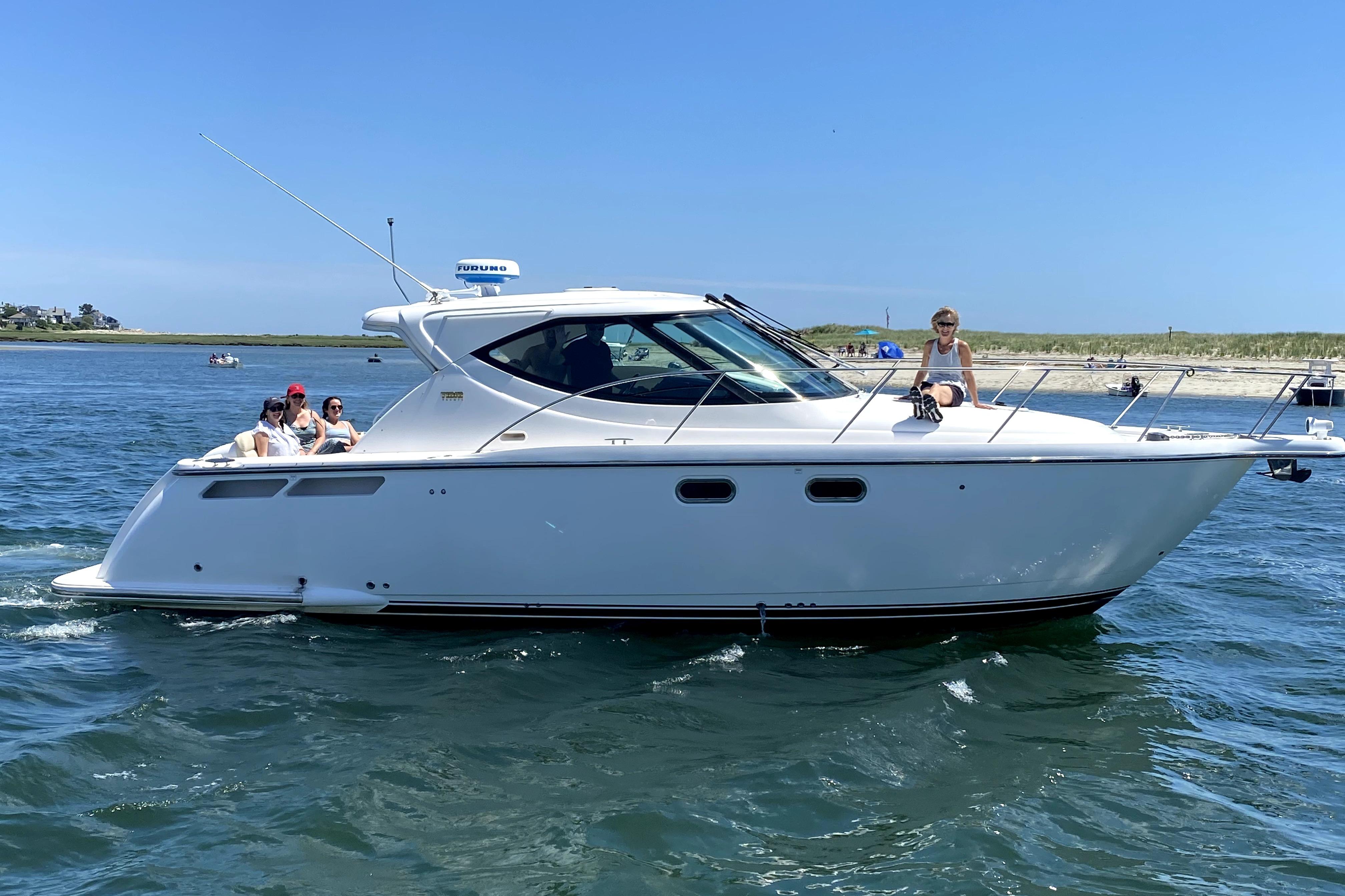 2008 Tiara Yachts 3500 Sovran