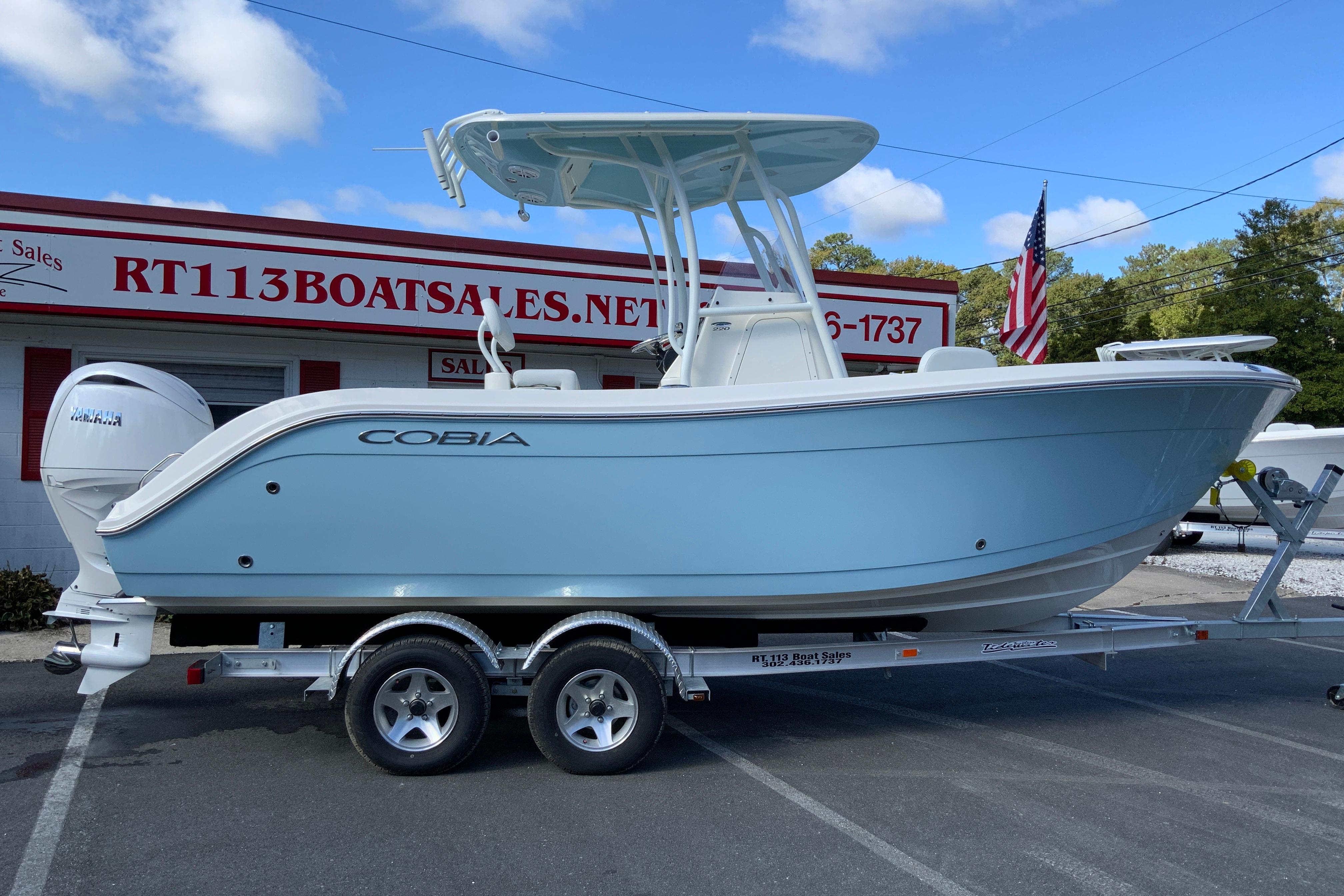 2026 Cobia 220 Center Console