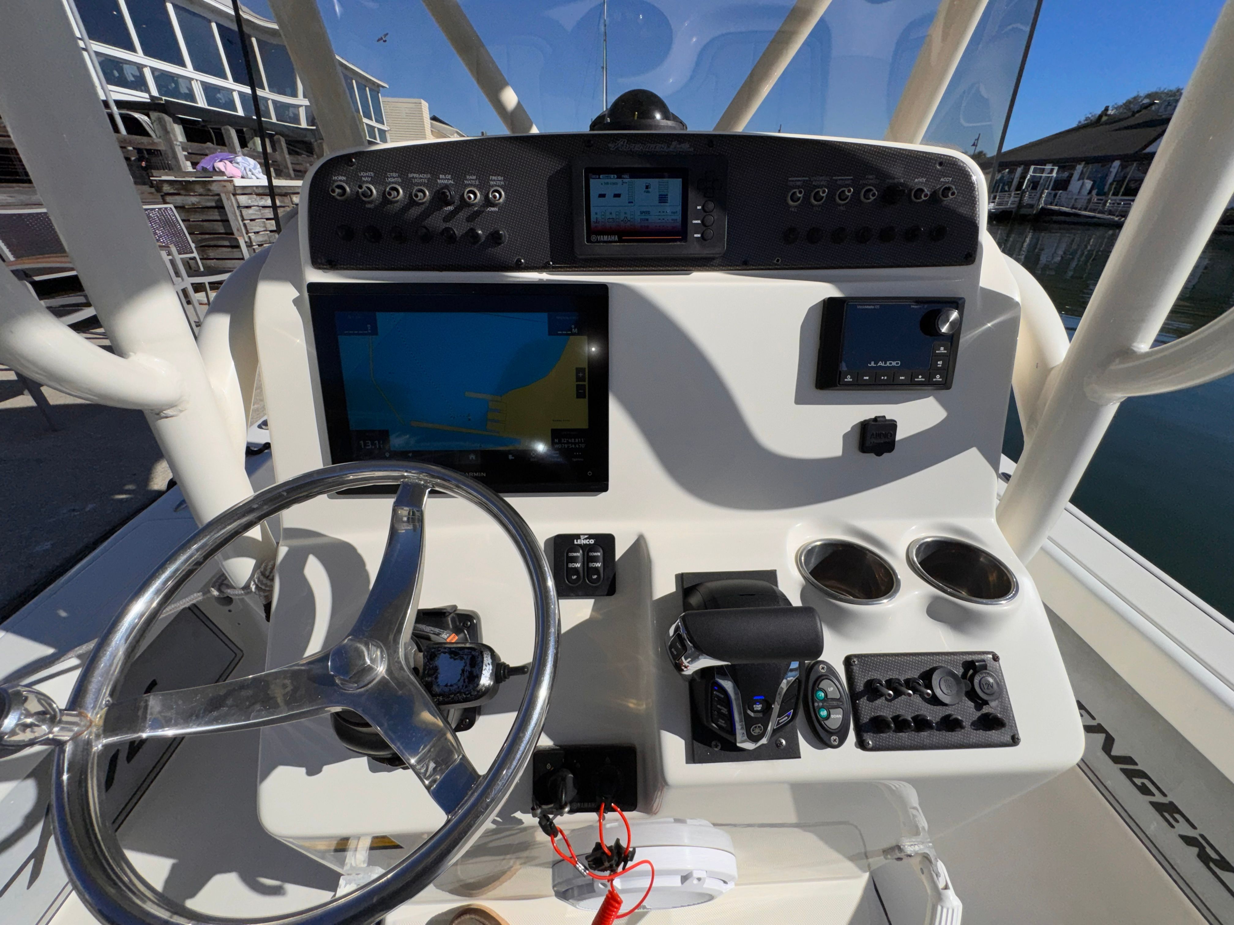 2018 Avenger AV26 - 27