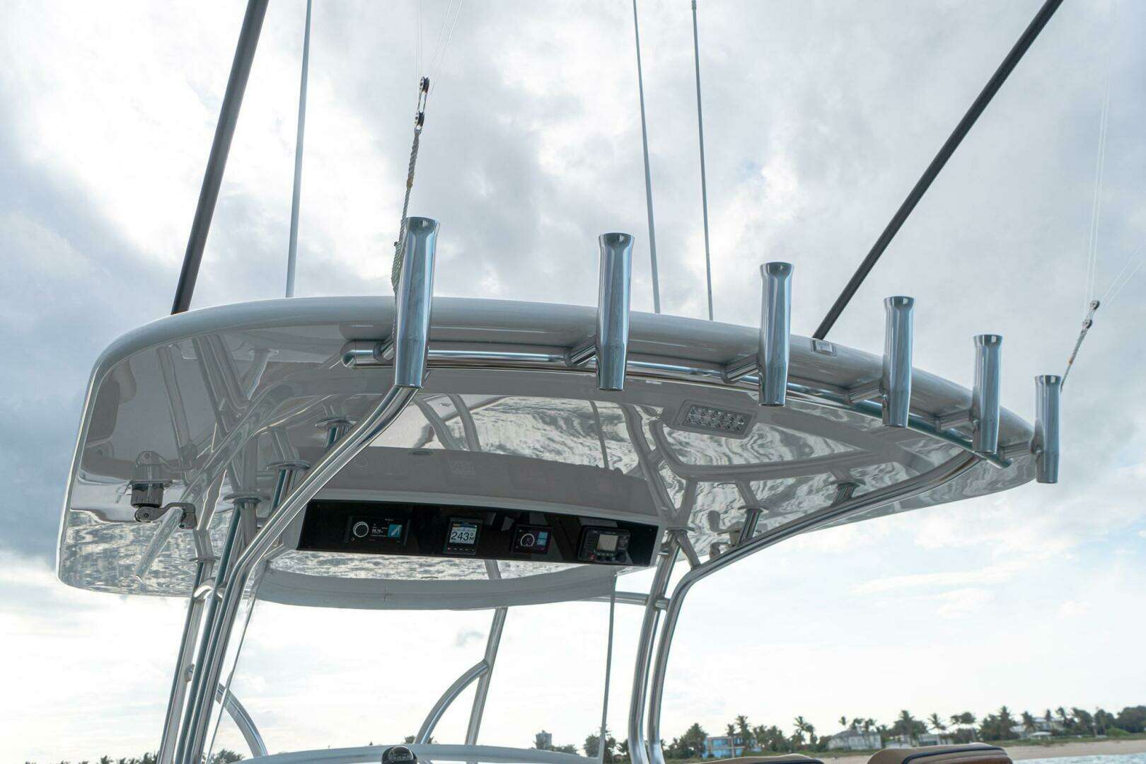2026 Valhalla Boatworks V-41 - Image 14