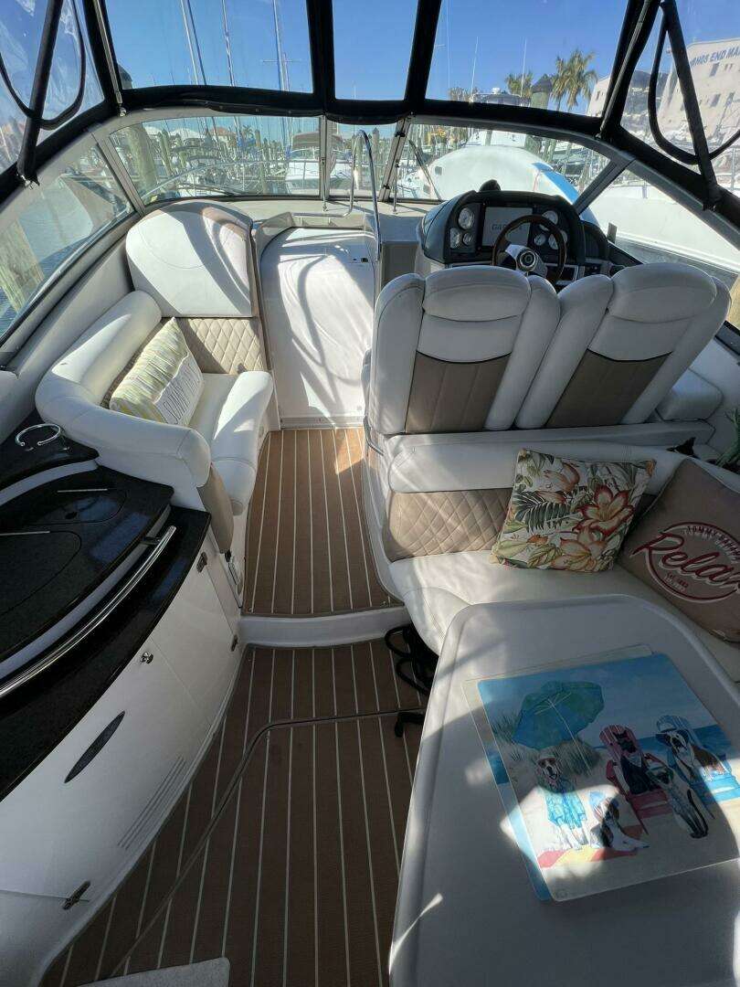 2006 Four Winns 318 Vista - Image 63