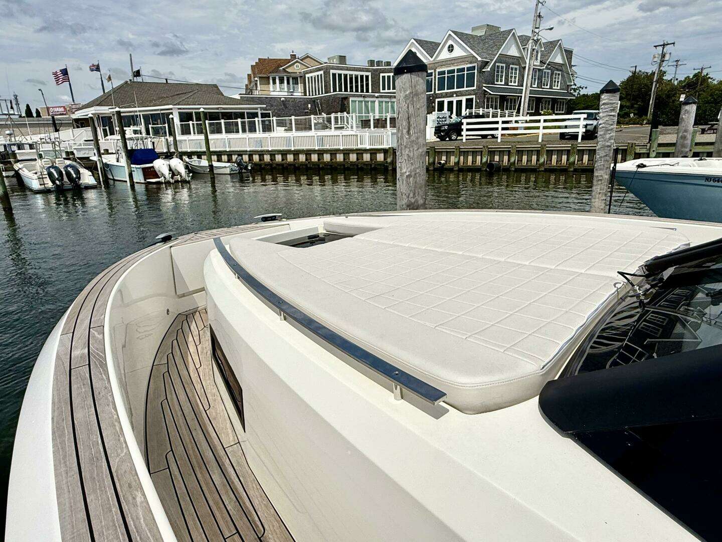 2023 Astondoa 377 Coupe Outboard - Image 33