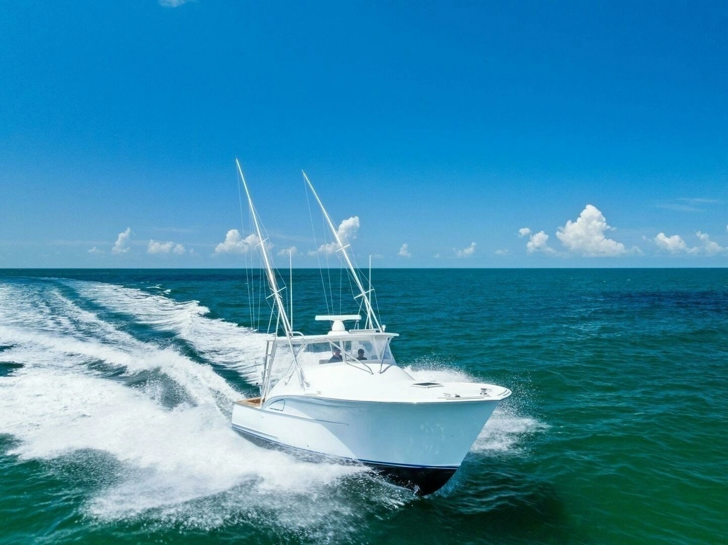2018 Custom Carolina 35 Express - Image 16