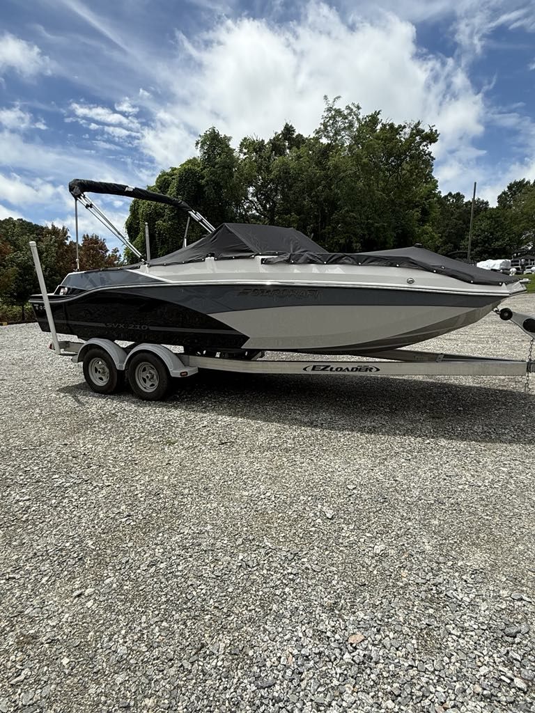 2024 Starcraft SVX 210
