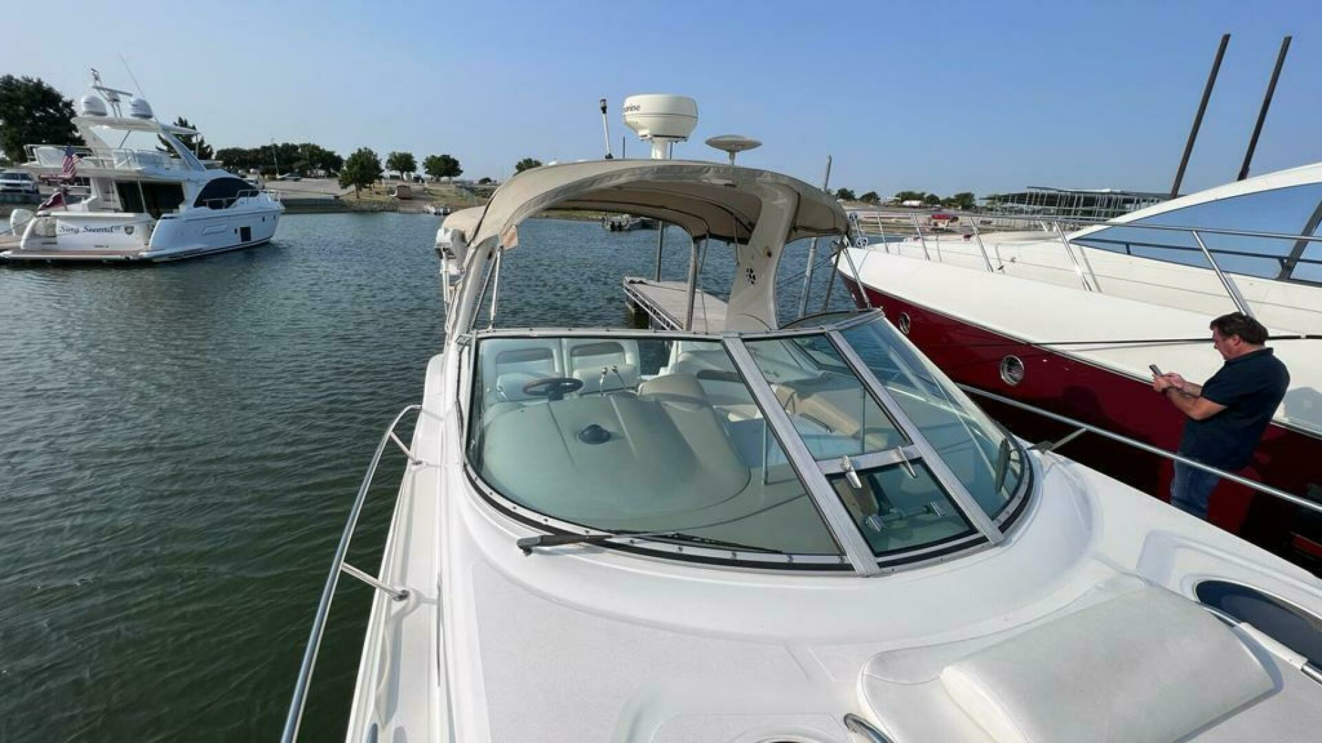 2005 Sea Ray Sundancer 320 - Image 5