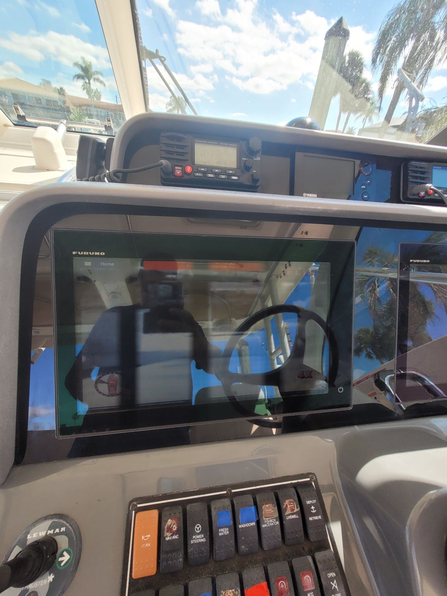 2009 Pursuit OS 375 Offshore - 30