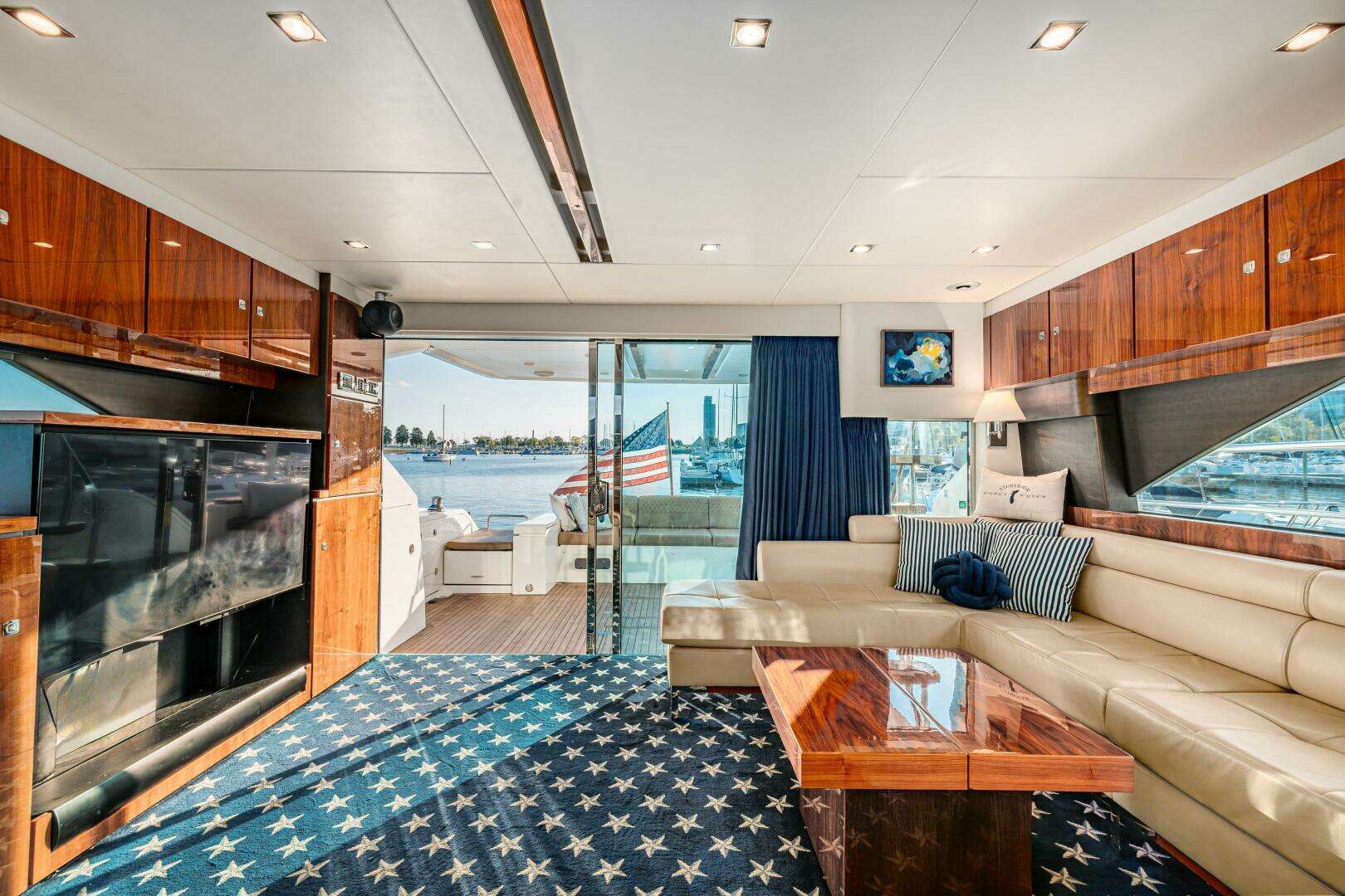 2011 Fairline 65 Squadron - Image 40
