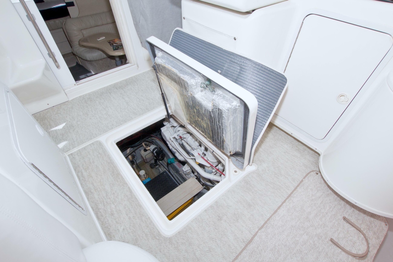 1997 Sea Ray 370 Express Cruiser - Image 50
