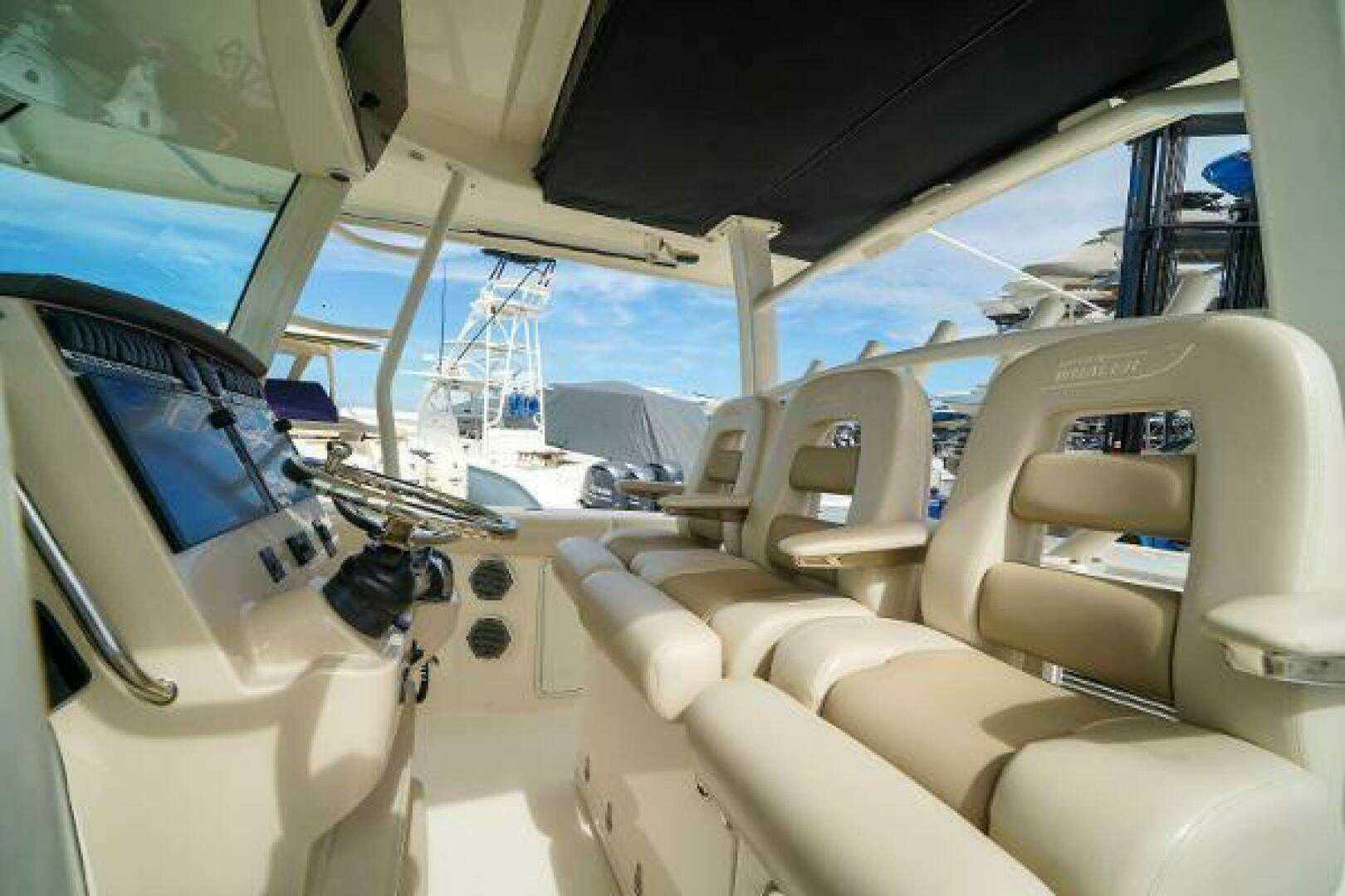 2018 Boston Whaler 380 Outrage - Image 36