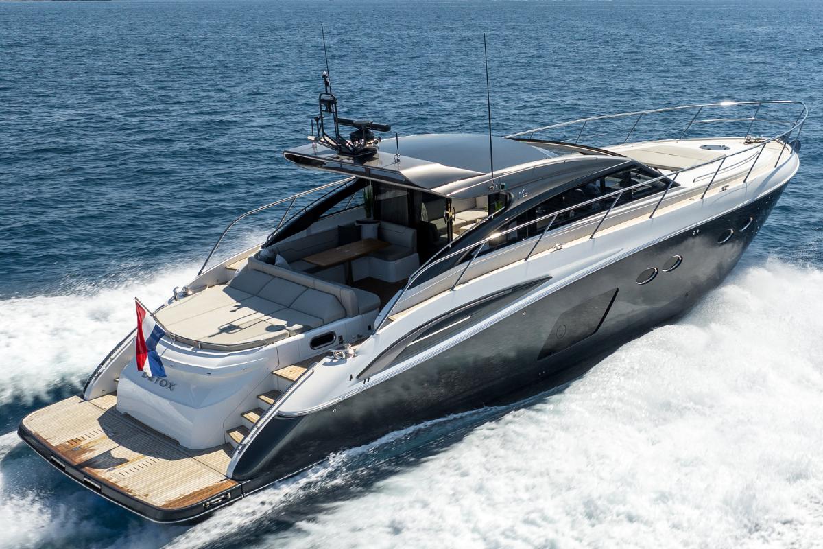 2014 Princess V62-S