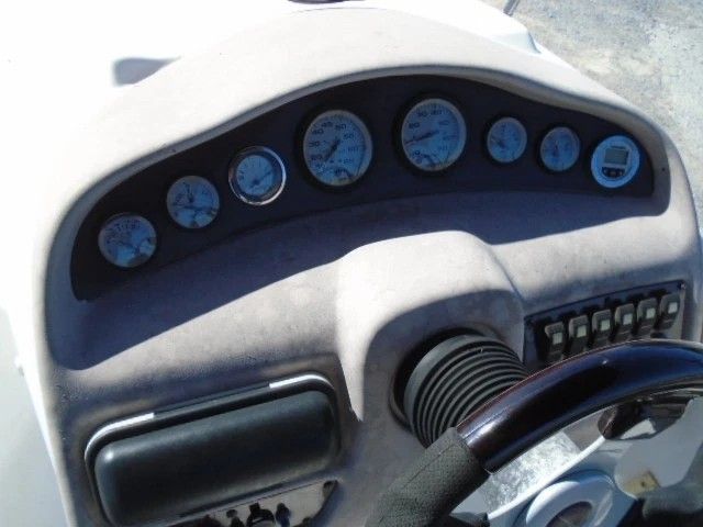 2000 Chaparral Sunesta 232 - 10