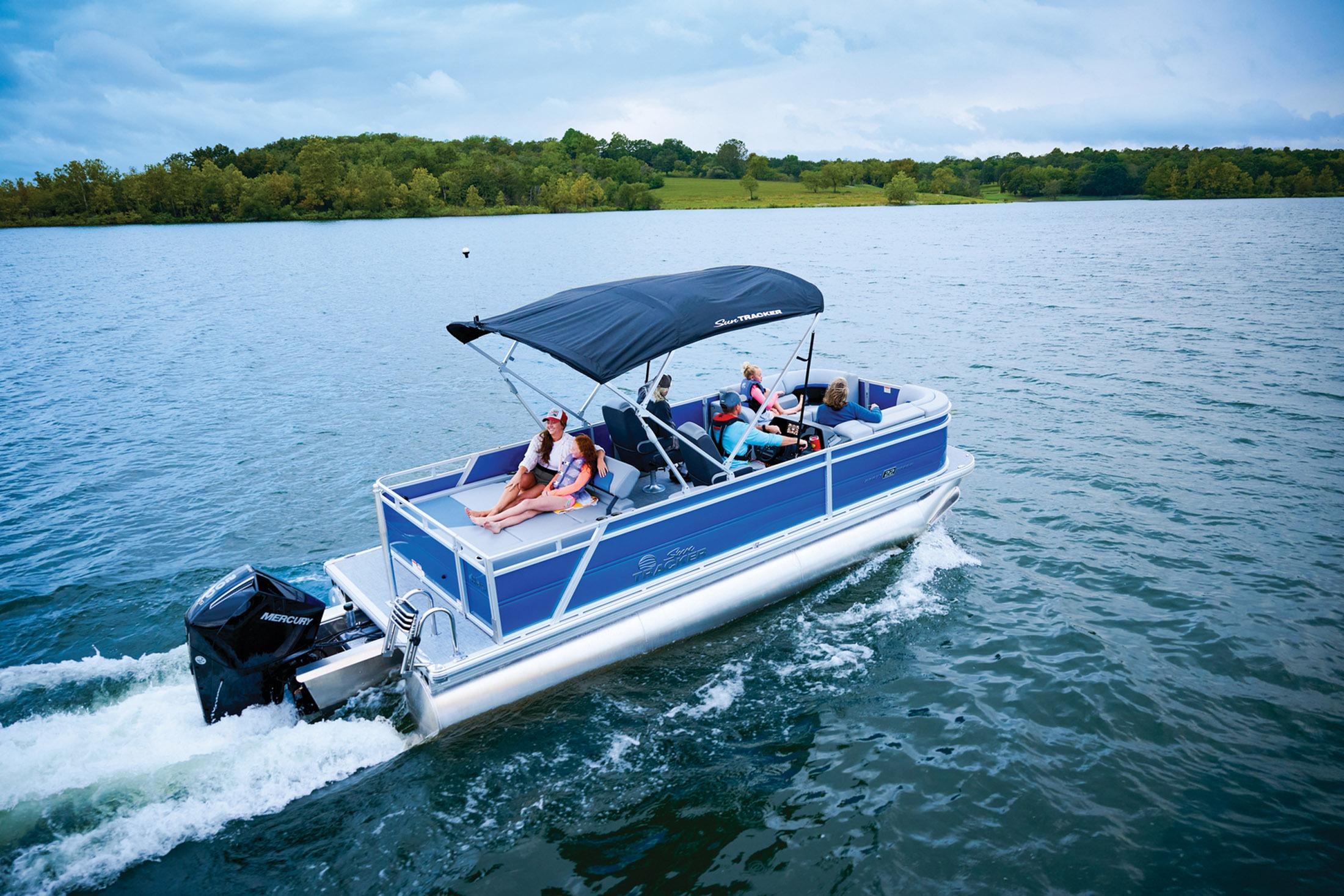 2026 Sun Tracker Party Barge 22 RF XP3
