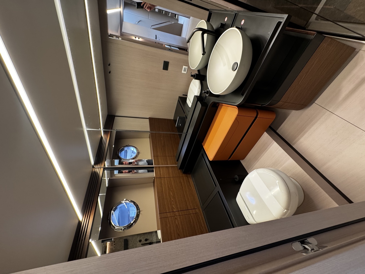 2026 Azimut S7 - Image 48