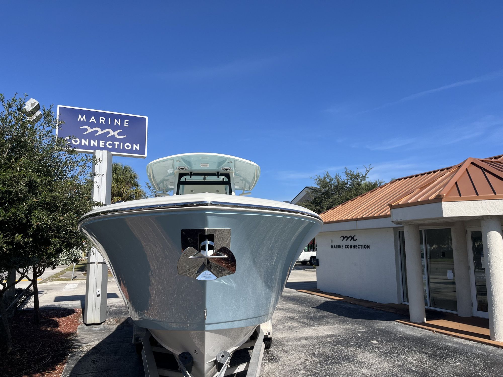 2026 Cobia 320 Center Console - 3