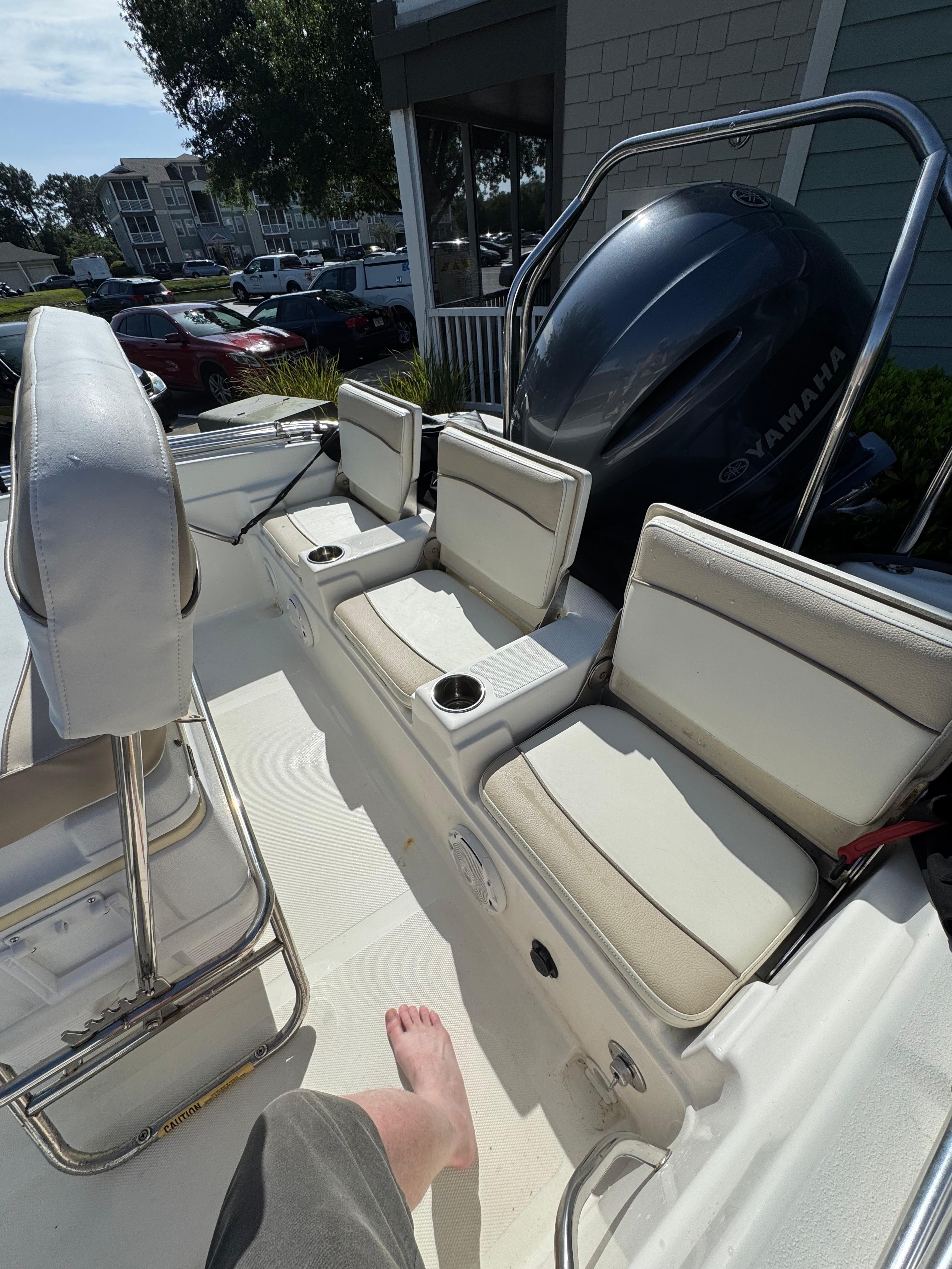 2018 NauticStar 211 Angler - 9