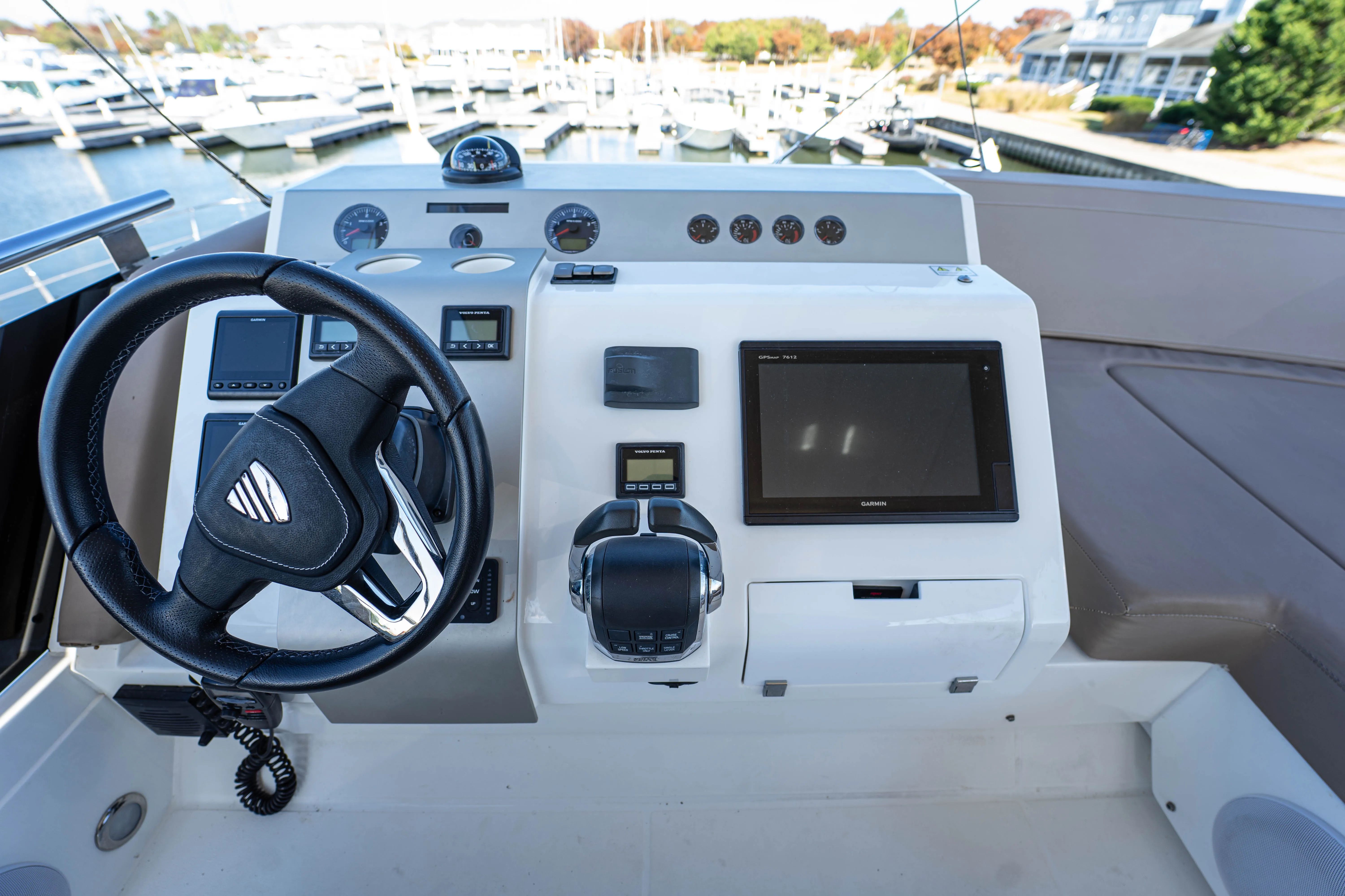 2019 Fairline Squadron 53 - Image 59