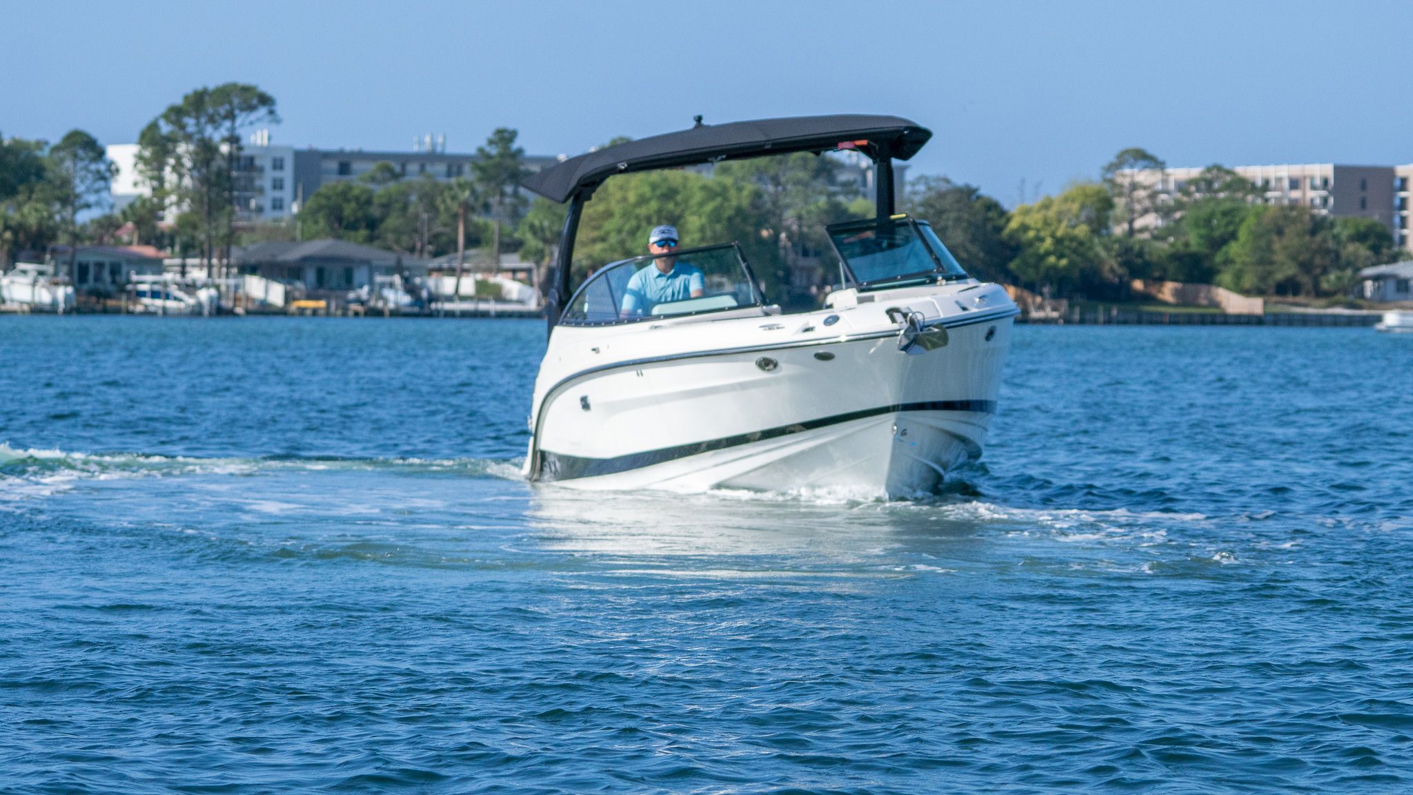 2026 Sea Ray SLX 260 Outboard - 12