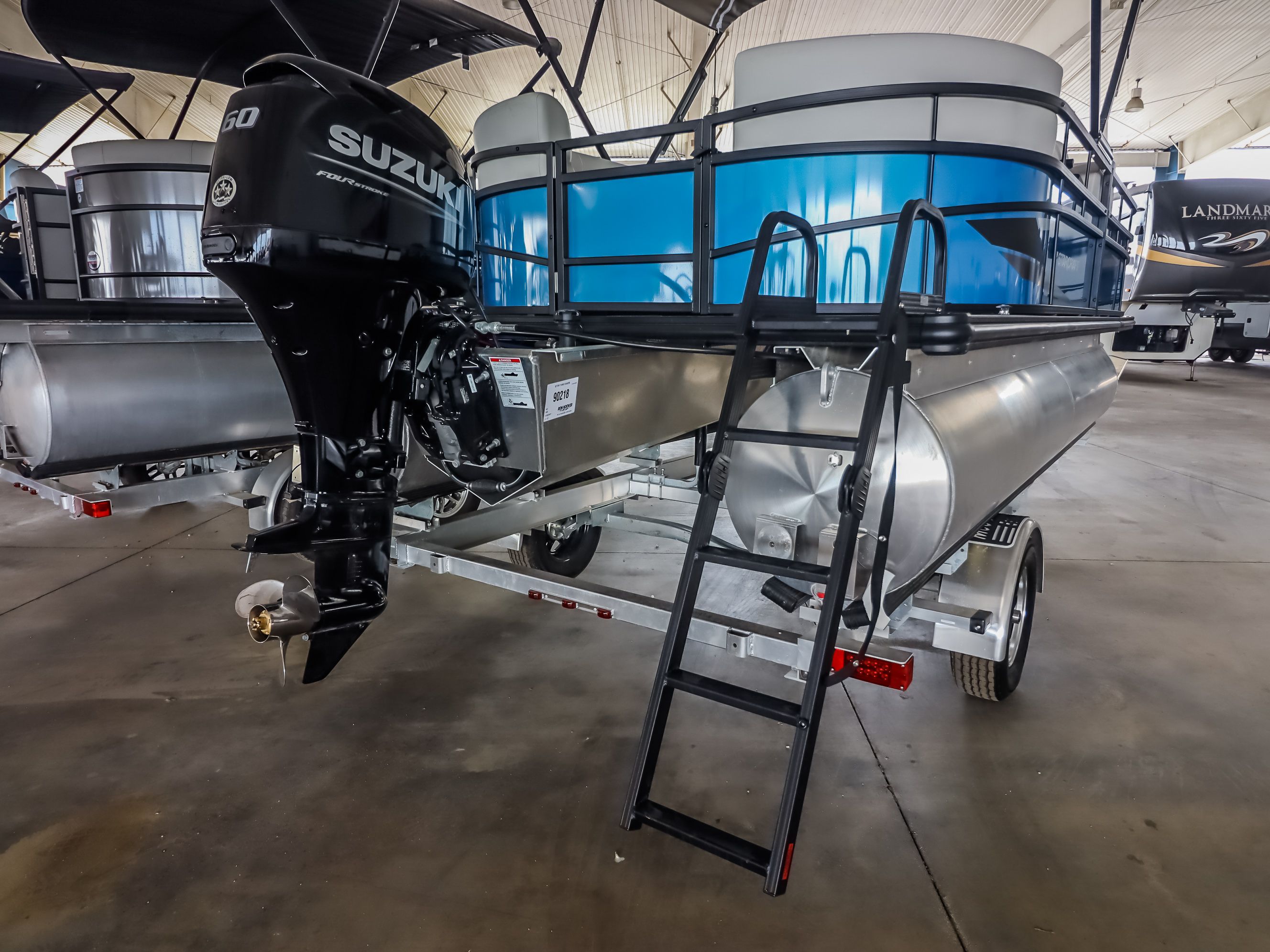 2026 Starcraft LX - 24