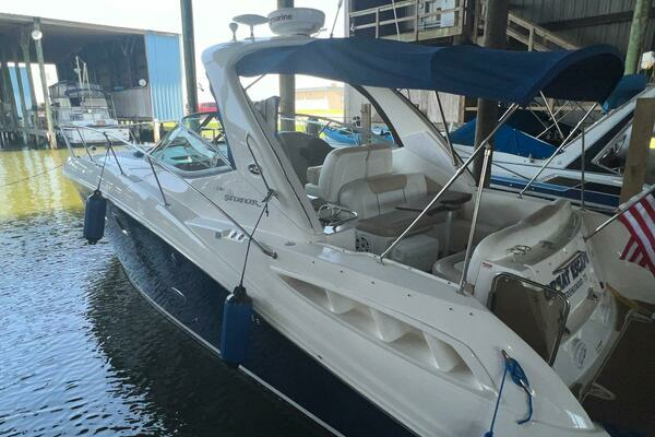 2008 Sea Ray 330 Sundancer
