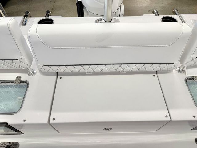 2026 Sportsman Heritage 231 Center Console - 6