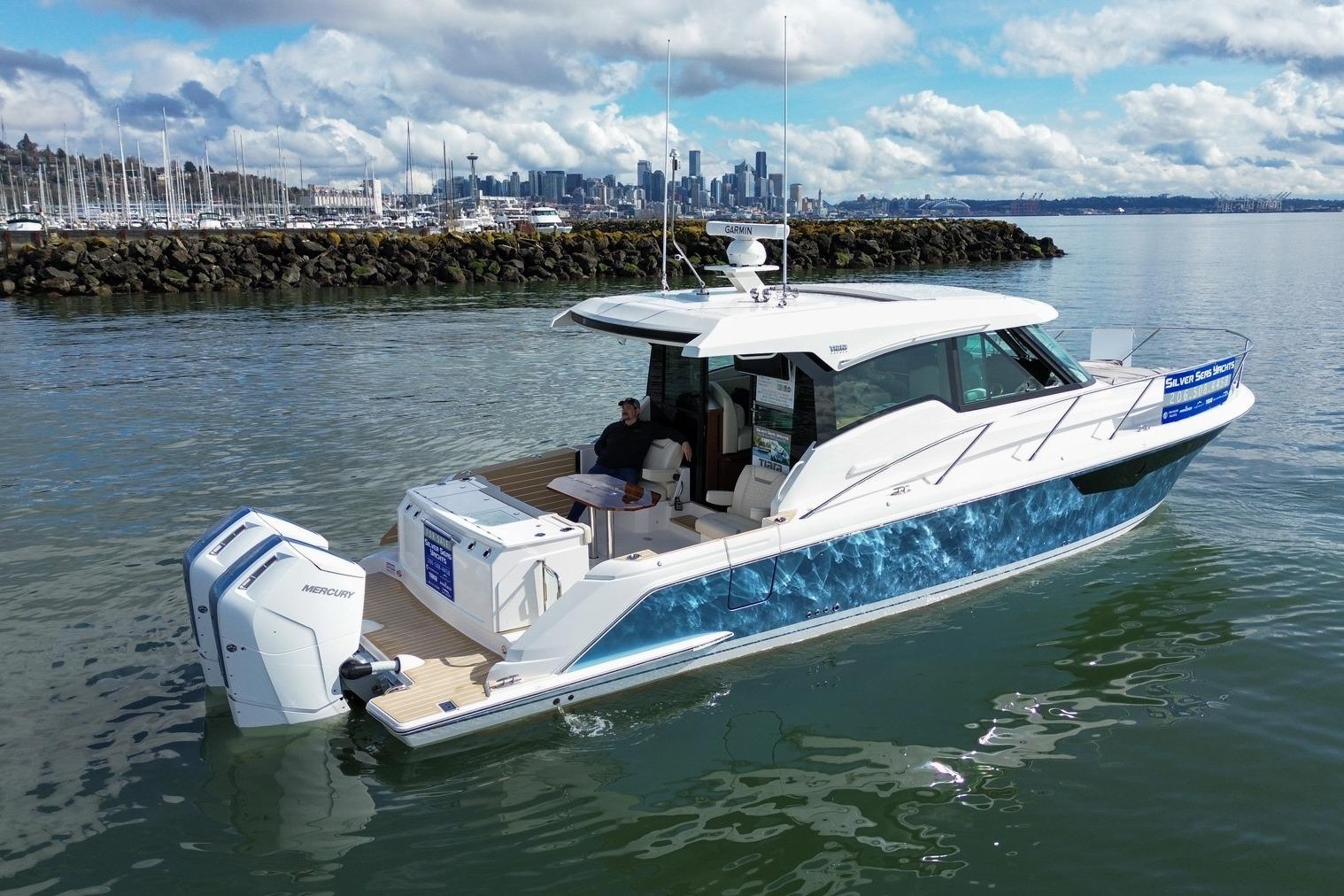 2026 Tiara Yachts 43 LE