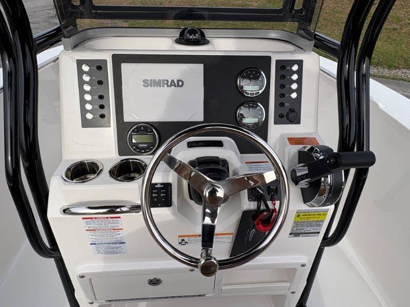 2025 Robalo R202 Explorer - 85