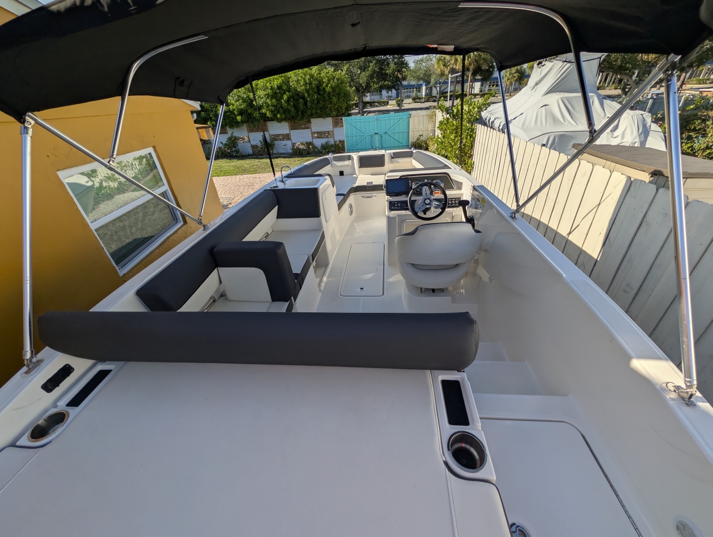 2022 Bayliner DX2000 - Image 4