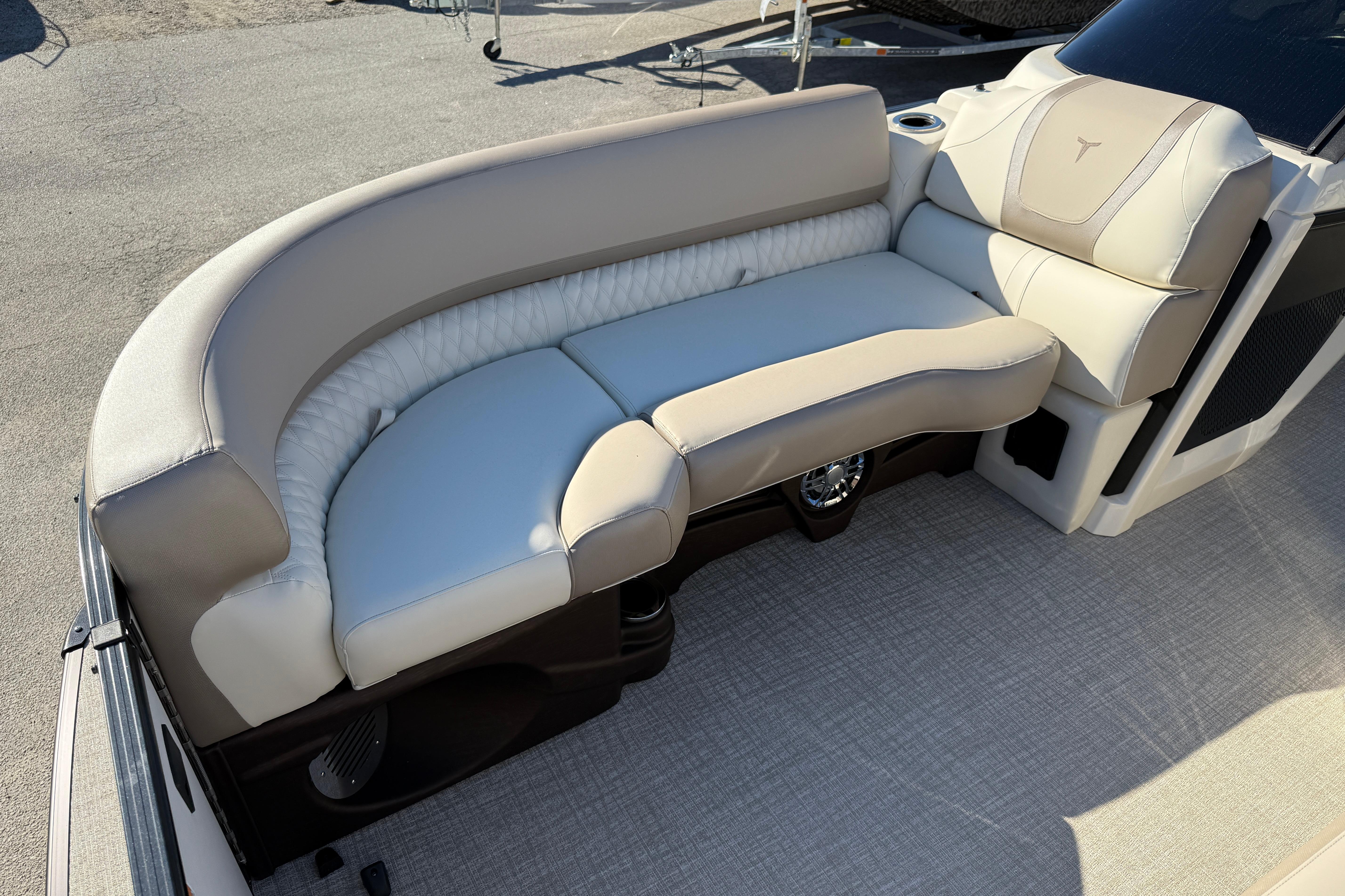 2026 Tahoe Pontoon Cascade Quad Lounger Windshield with luxurious seating and modern design.