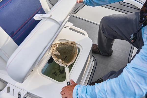 2025 Mako 18 Pro Skiff Patriot Edition - 76