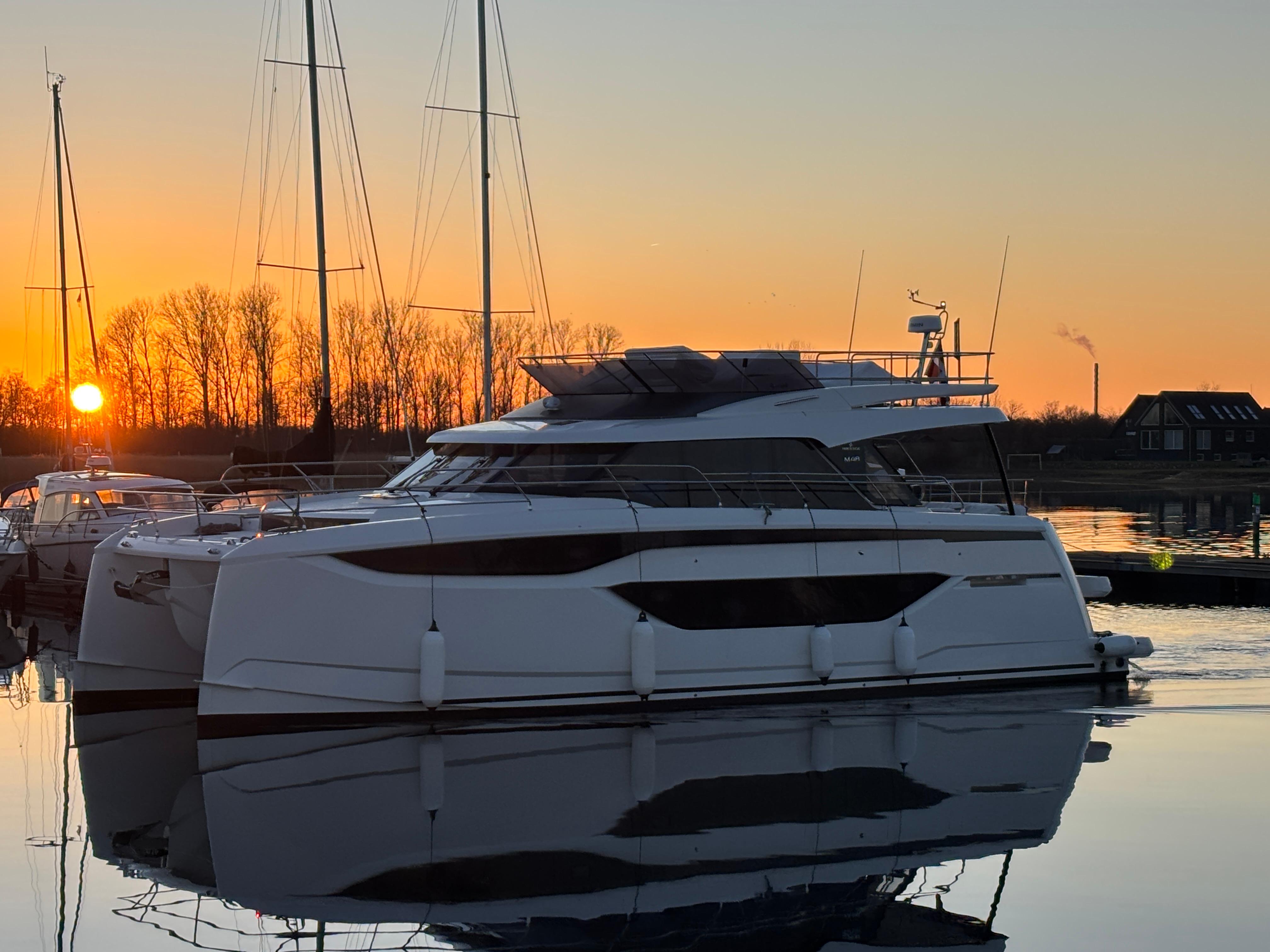 2025 Prestige M48