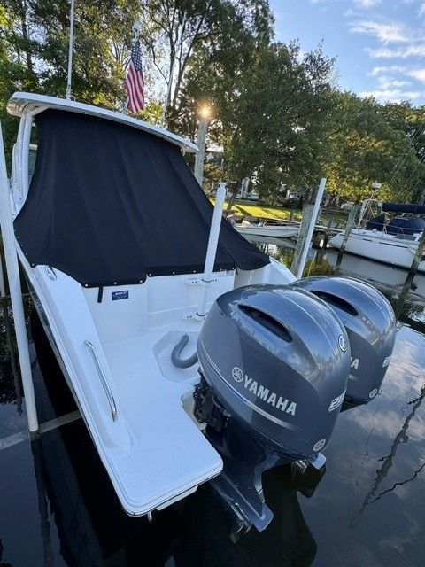 2020 Pursuit DC 266 Dual Console - 20