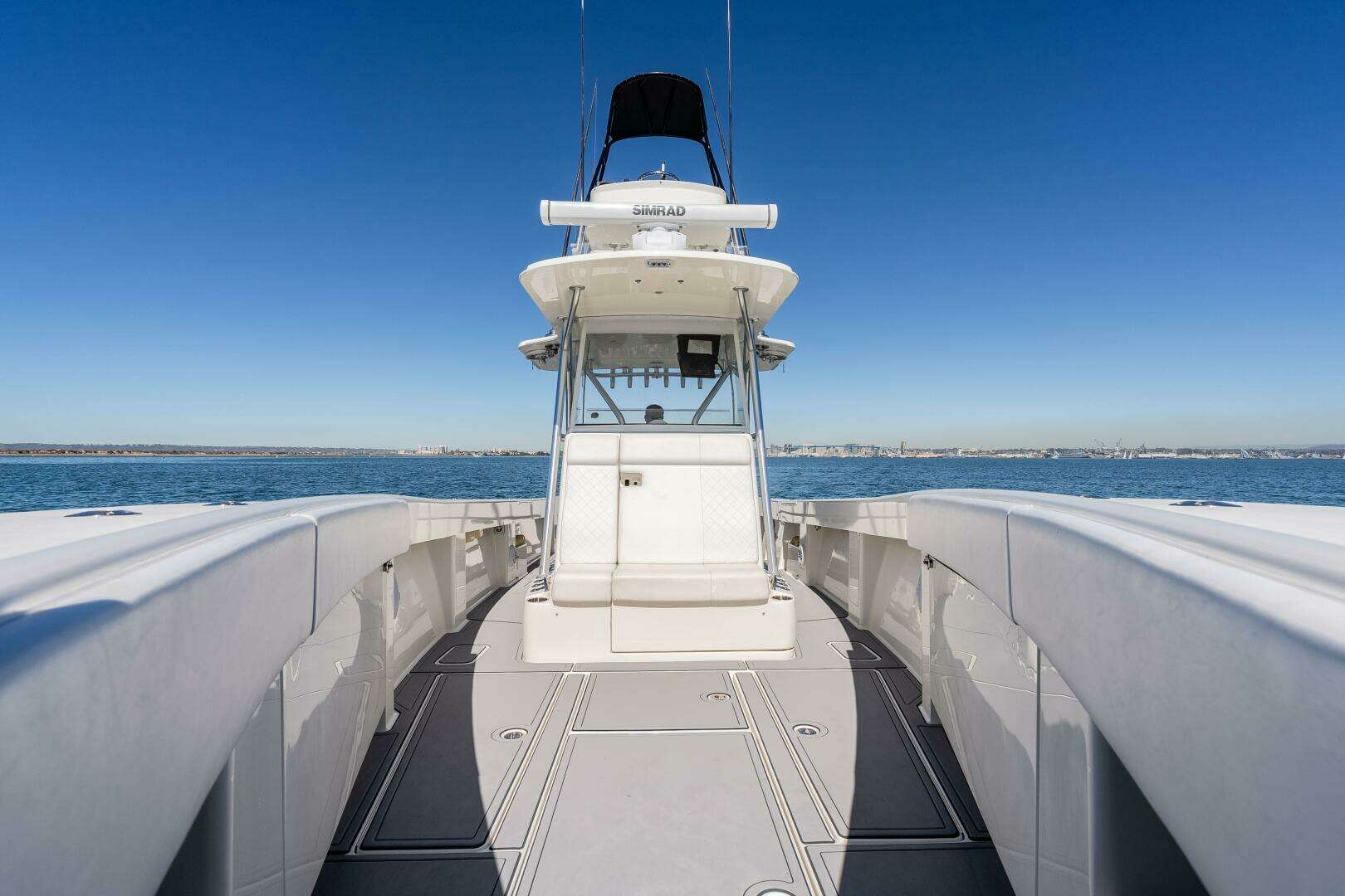 2018 SeaVee 370 Z - Image 7