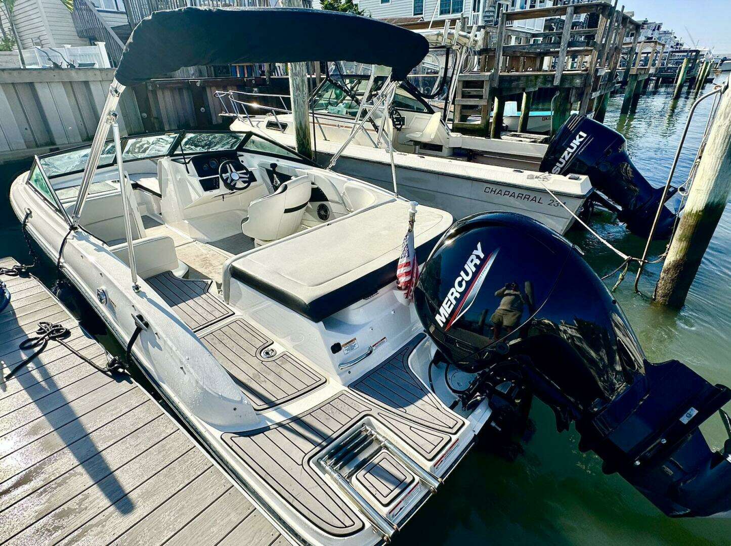 2023 Sea Ray 190 OB SPX - Image 8