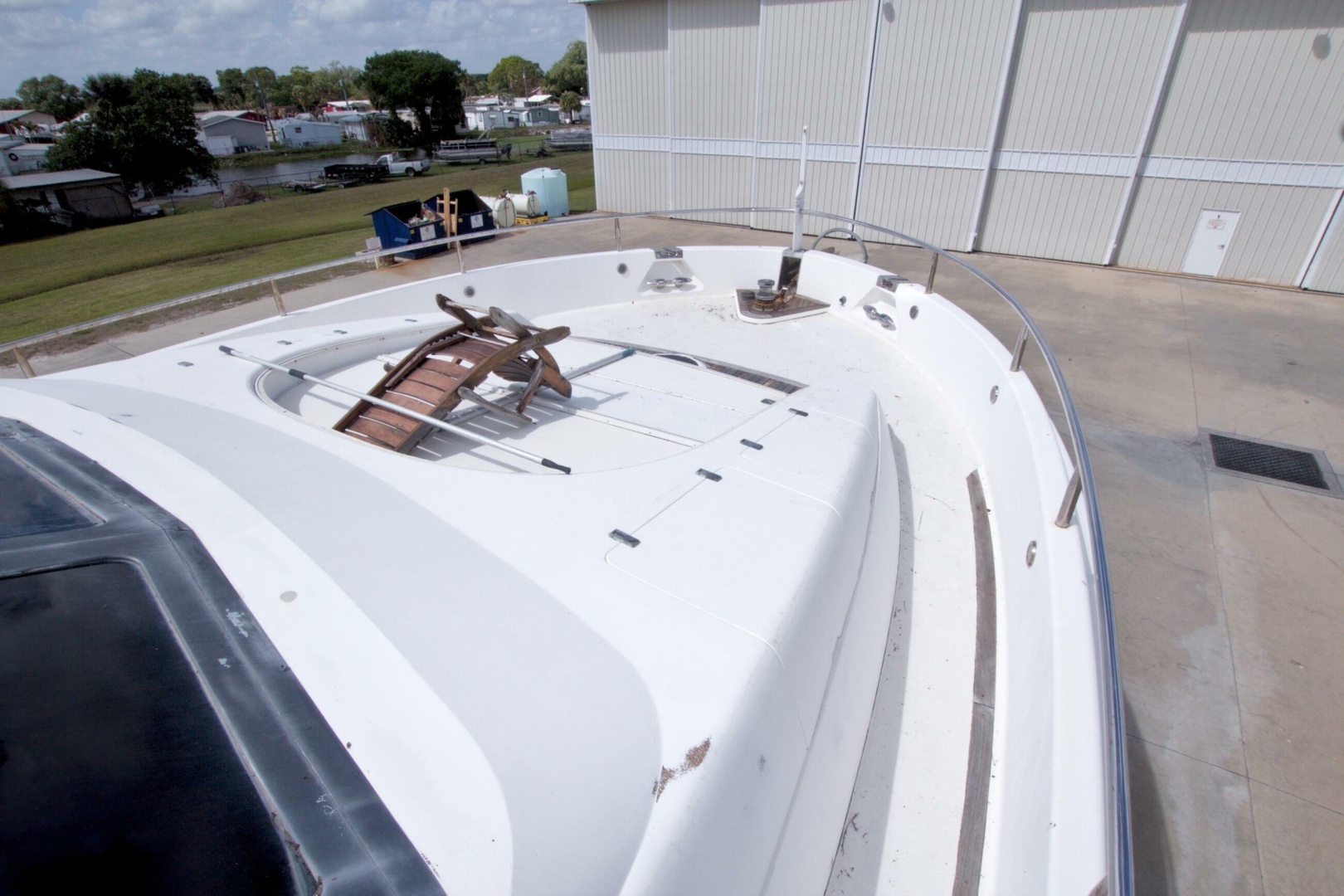 1998 Lazzara Yachts 76 Skylounge Grand Salon - Image 73